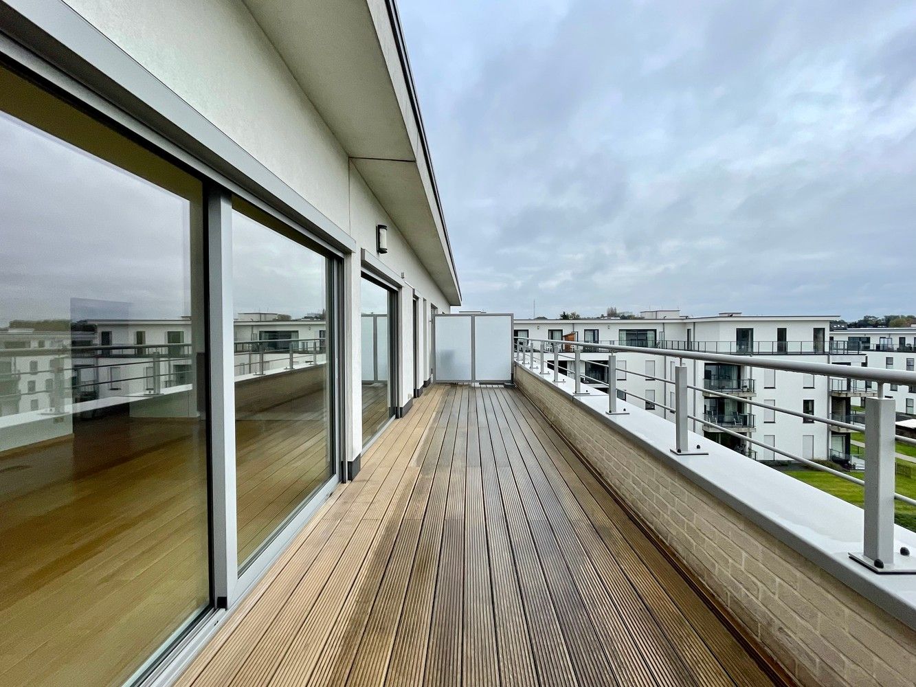 Te huur: appartement met 2 slaapkamers nabij het centrum van Halle. foto 1