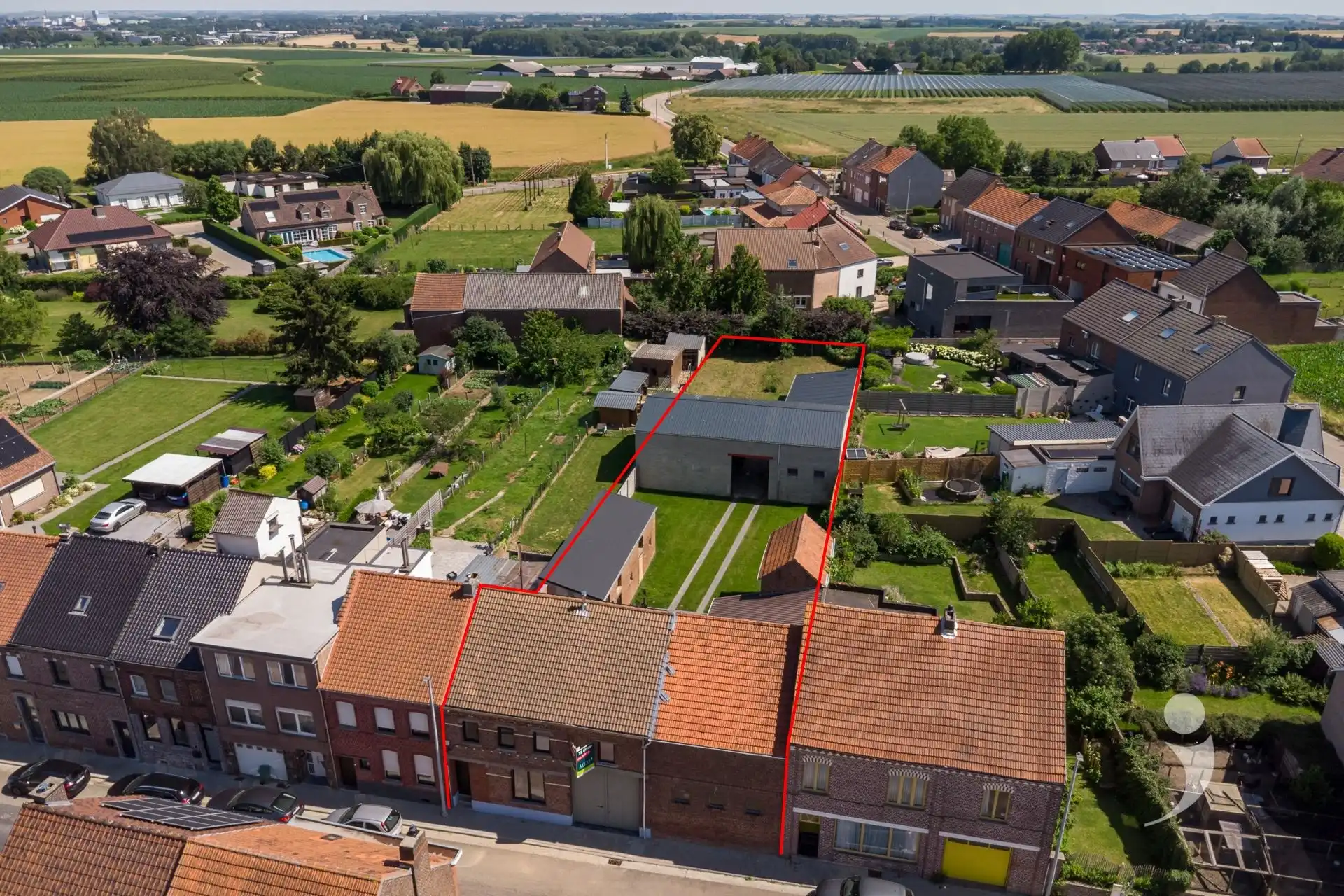 Volledig gerenoveerde hoeve met loods én verkavelingsmogelijkheid foto 23