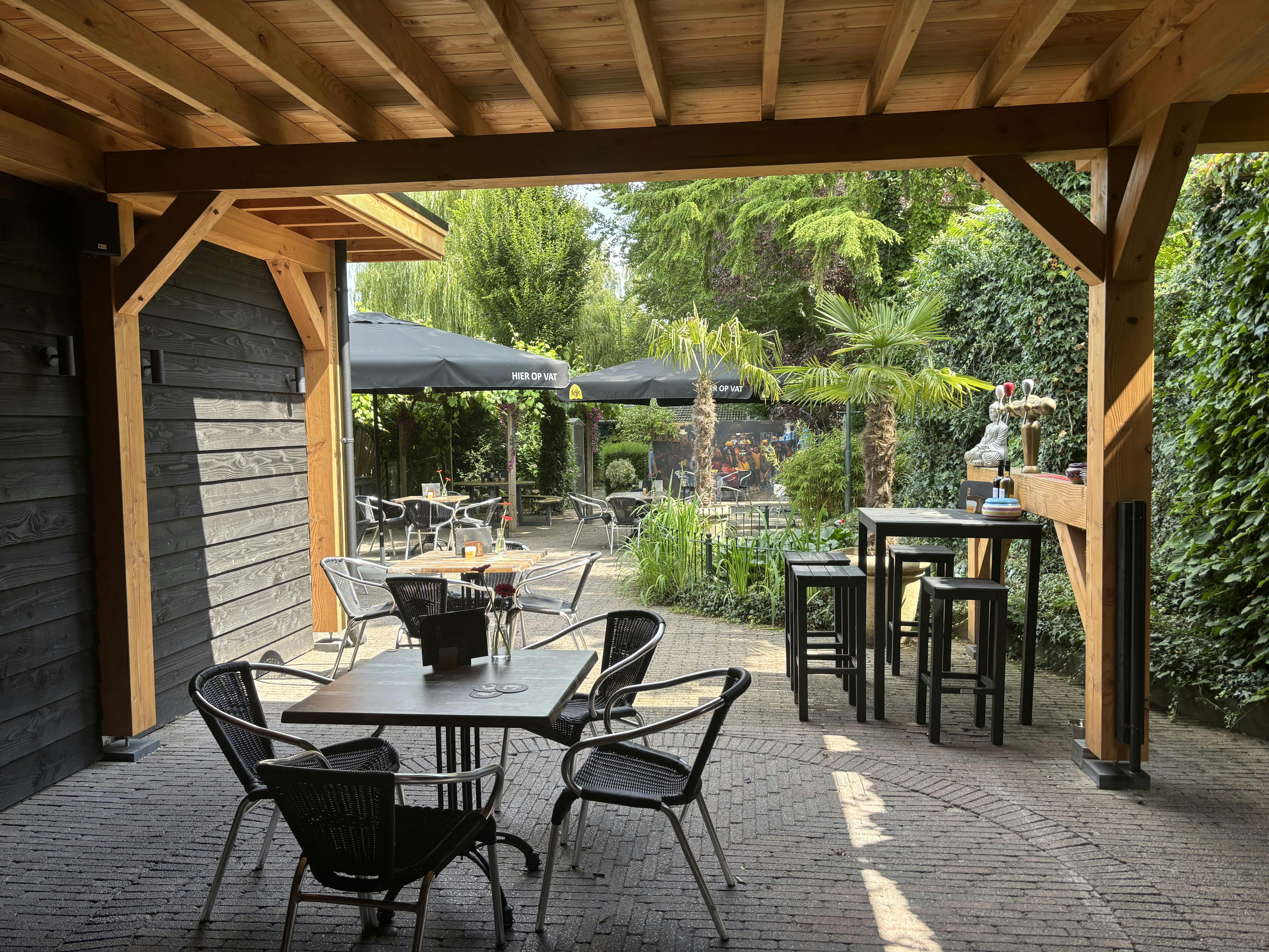 Woning met charmante kroeg en tuinterras te koop! foto 13