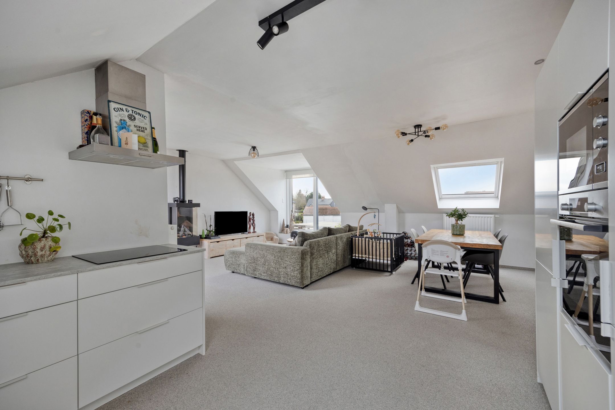 Appartement met 3 slaapkamers op strategische locatie foto 13