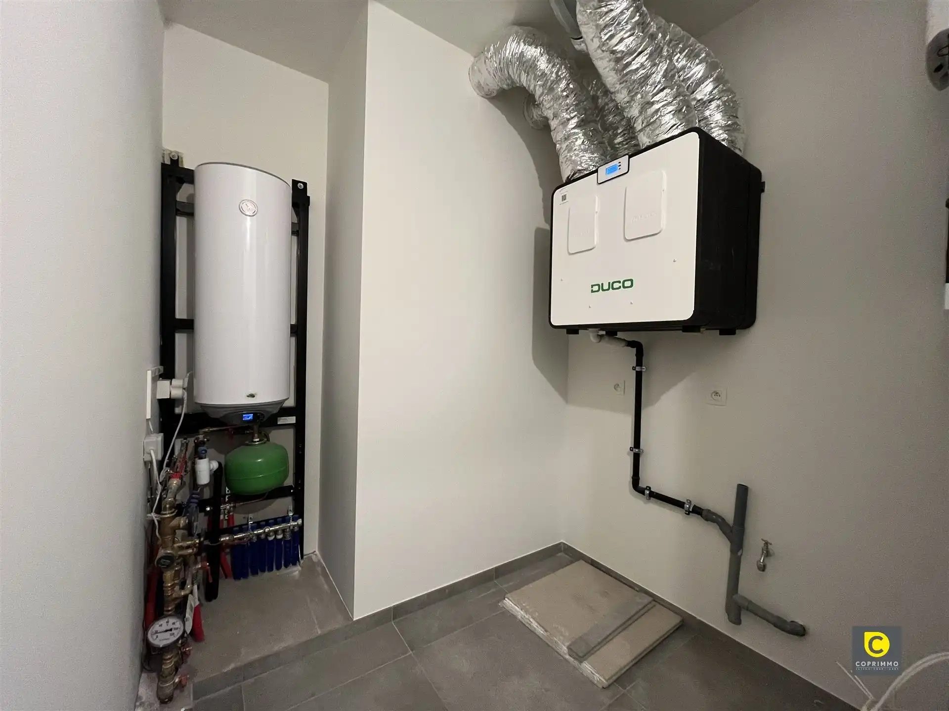 Nieuwbouw 2 slpks app met terras en staanplaats! foto 7