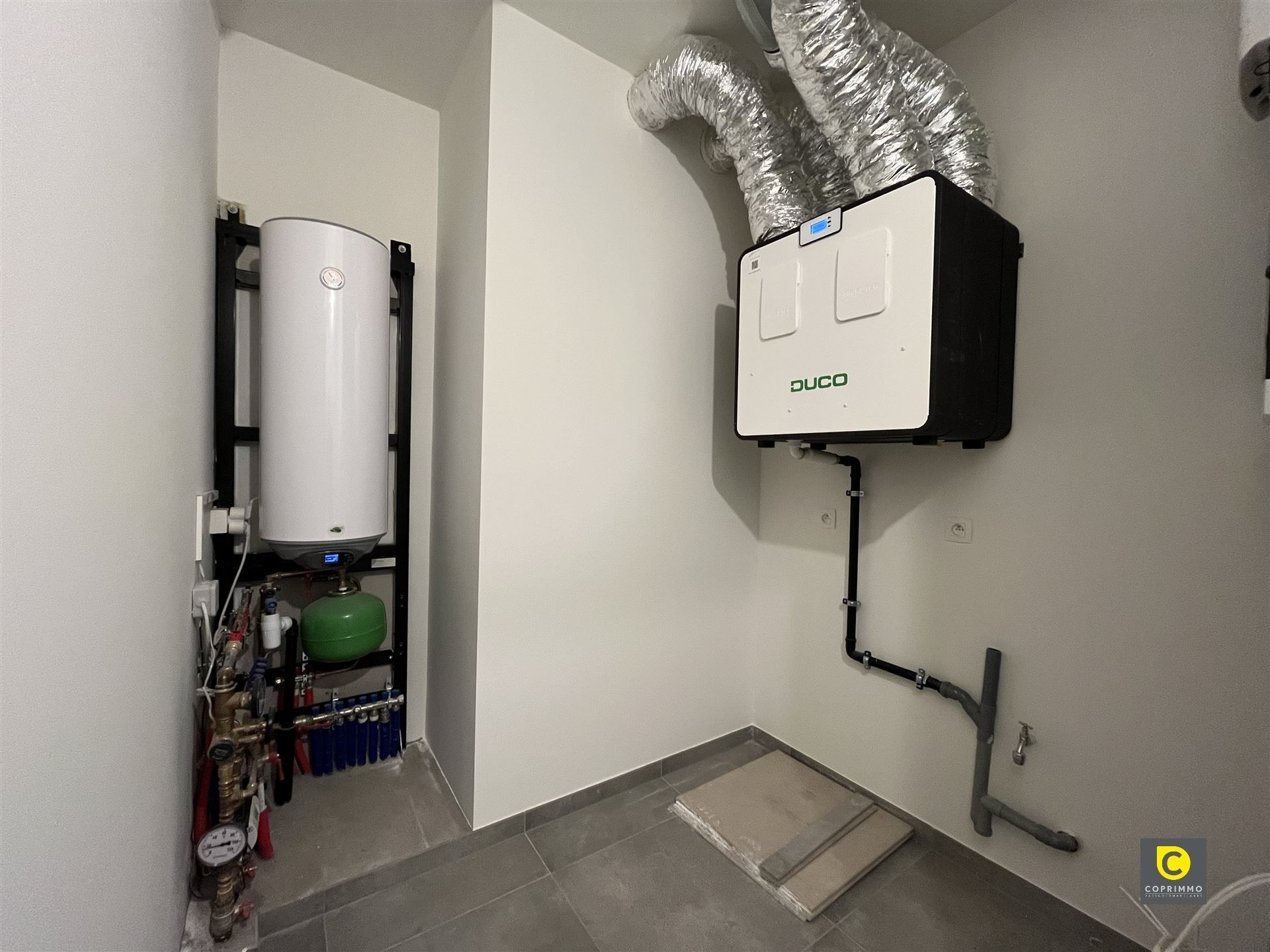 Nieuwbouw 2 slpks app met terras en staanplaats! foto 7