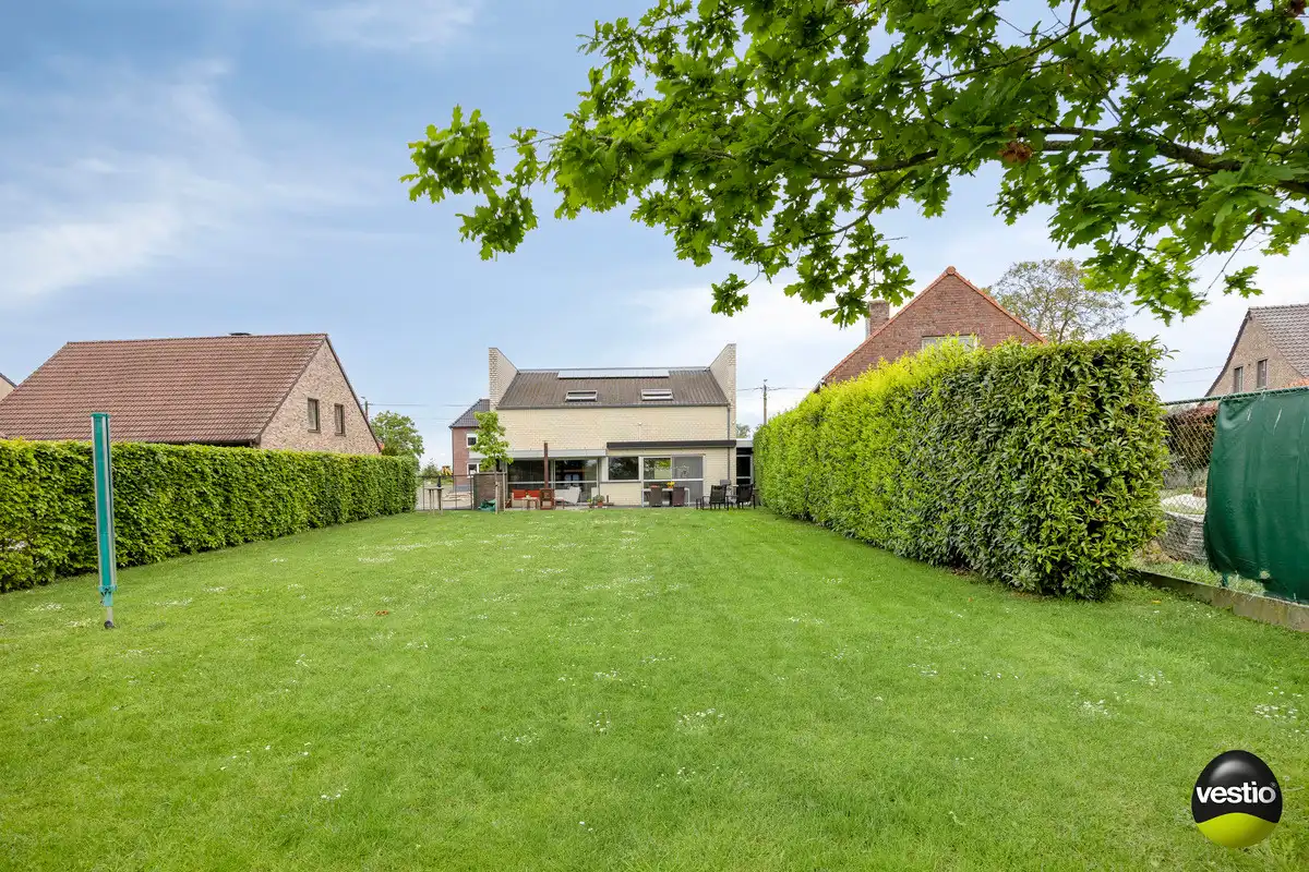 TIJDLOZE MODERNE WONING OP 10A73CA TE HOESELT. foto 41