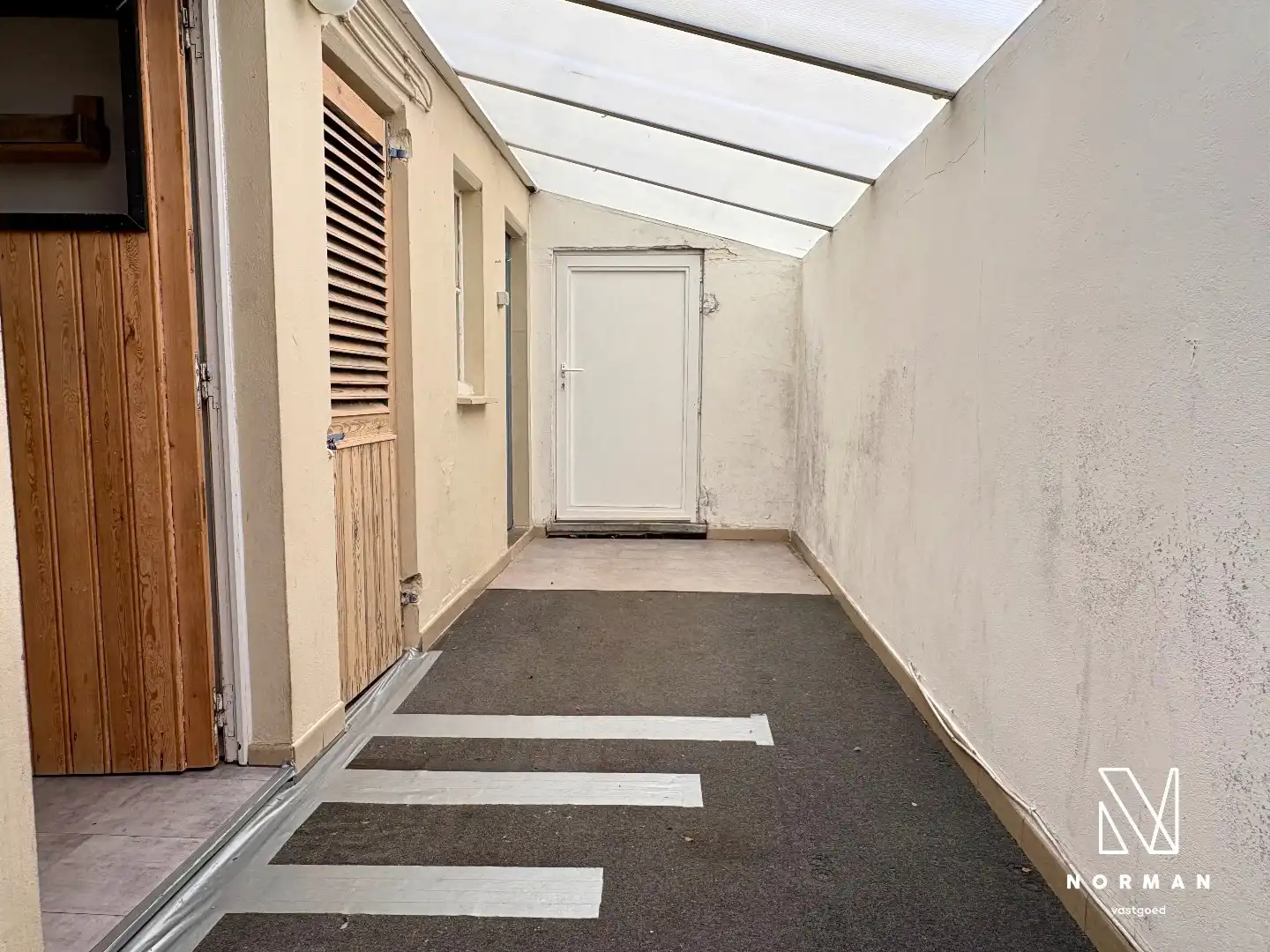 Ruime woning te koop met 4 slaapkamers en een grote garage te Harelbeke!  foto 6