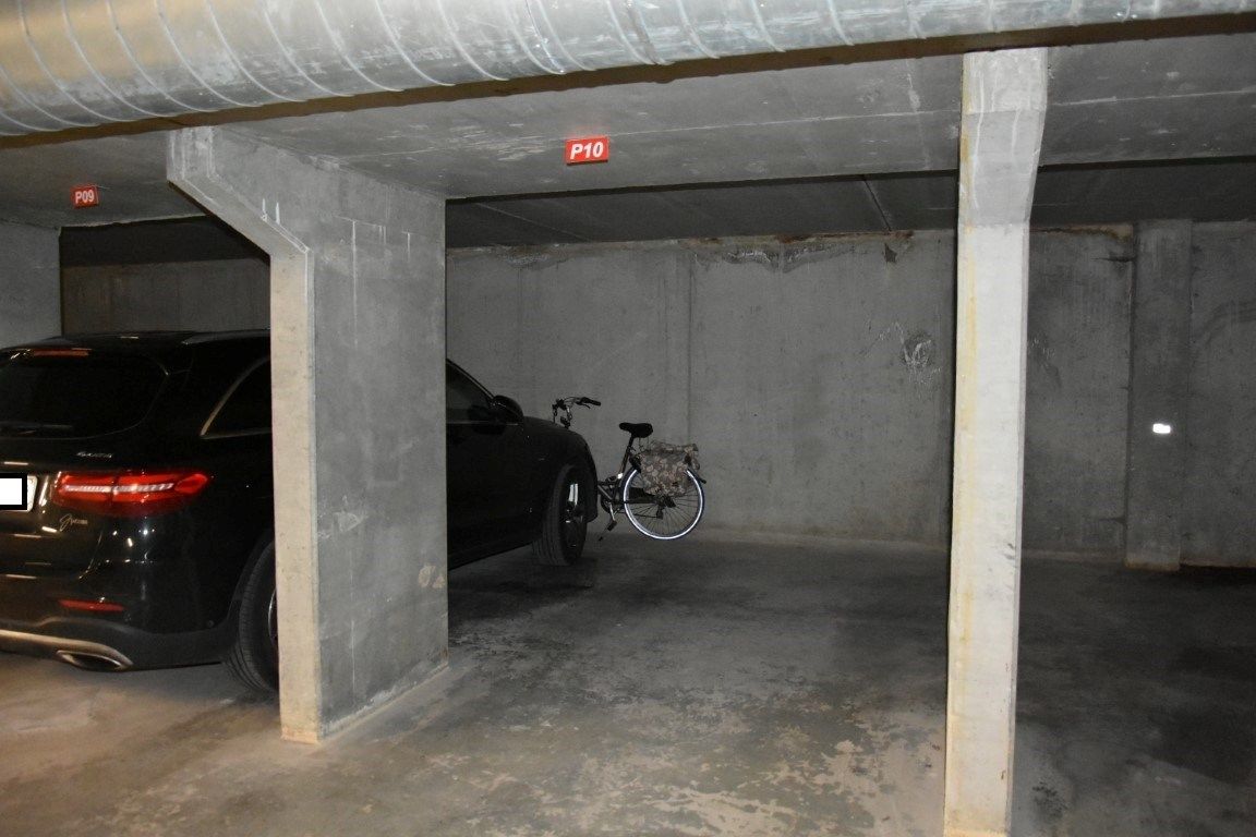 Autostandplaats te huur in het hart van Blankenberge foto 2