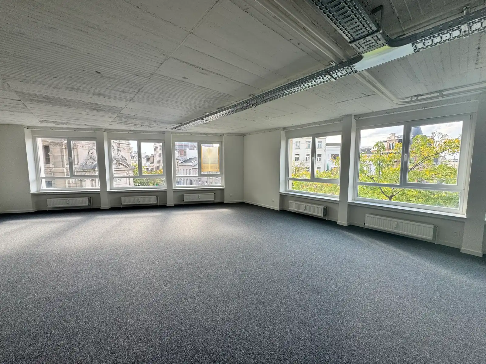 KANTOOR TE HUUR VAN 250 M² IN ANTWERPEN foto 4