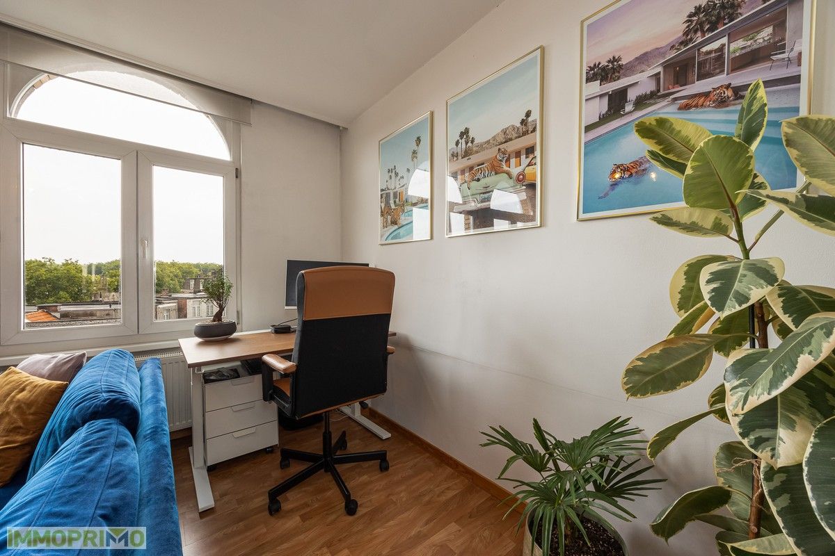 Instapklaar 1-slaapkamerappartement op topligging in Antwerpen foto 15