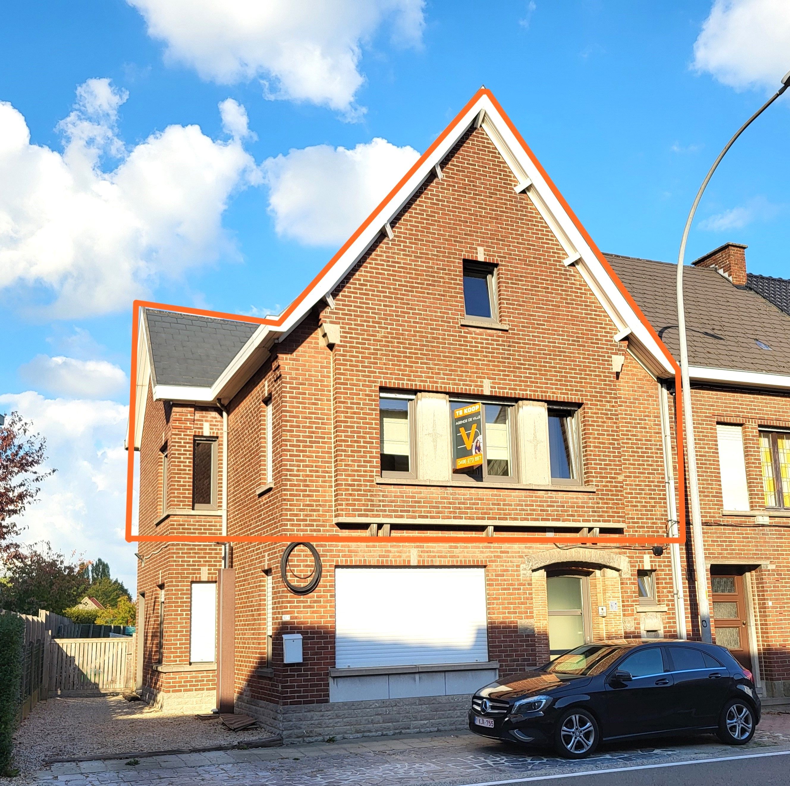Lichtrijke penthouse van 143m² met landelijk uitzicht, gelegen op de 1ste en 2de verdieping. foto {{pictureIndex}}