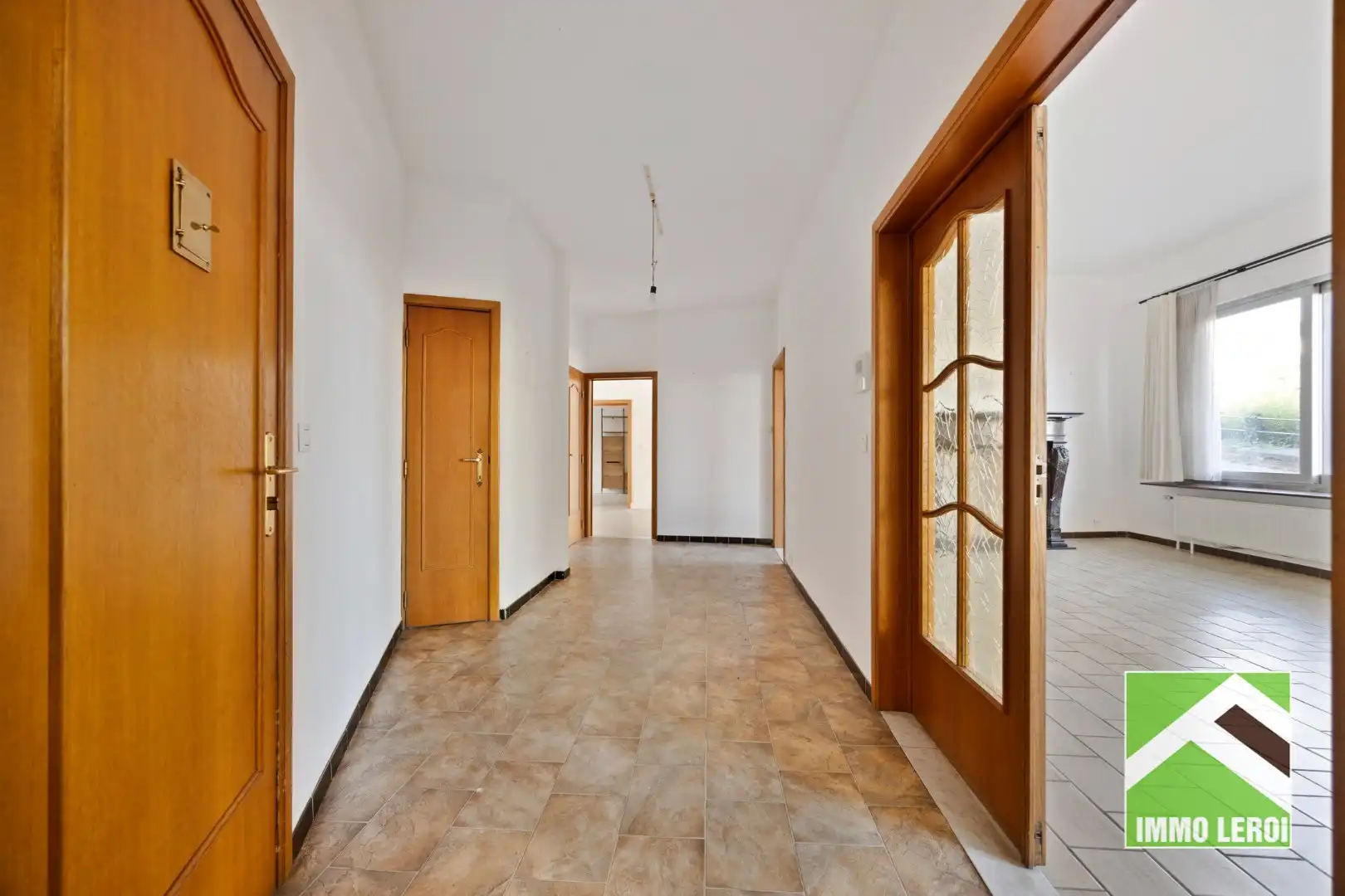 Zeer ruim gelijkvloers appartement met groot terras en privétuin - centrum Tongeren foto 8