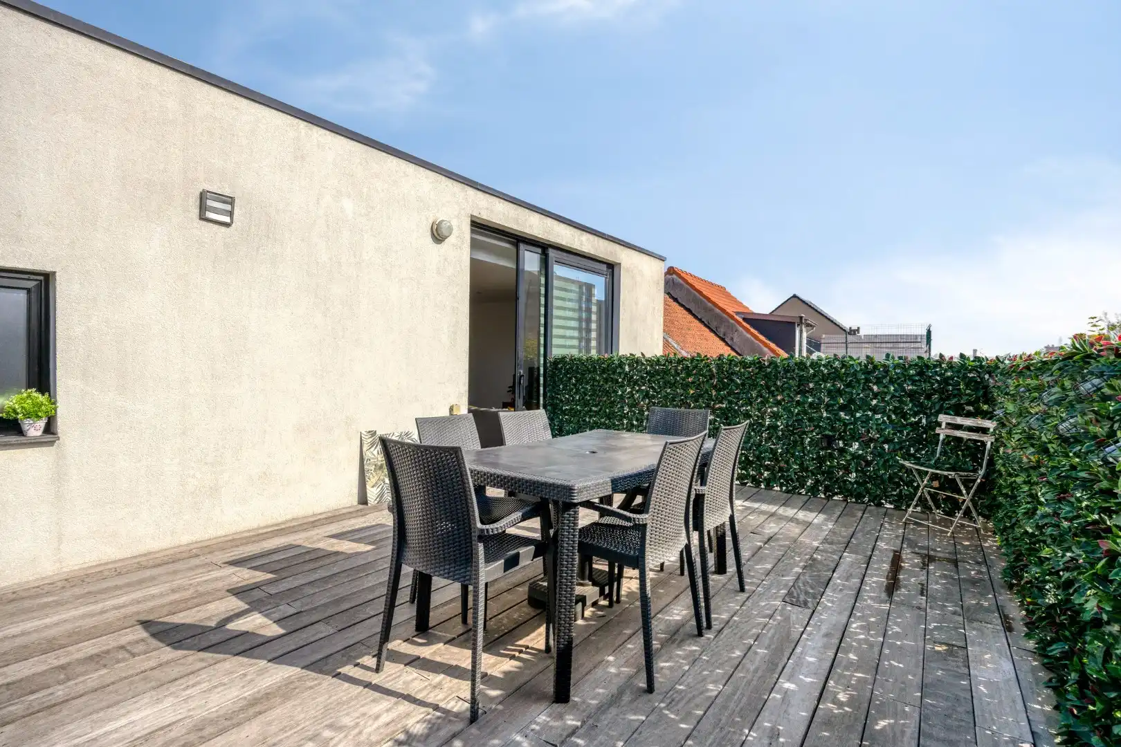 Appartement 2 slpk met groot terras en veel lichtinval - GEEN LASTEN foto {{pictureIndex}}