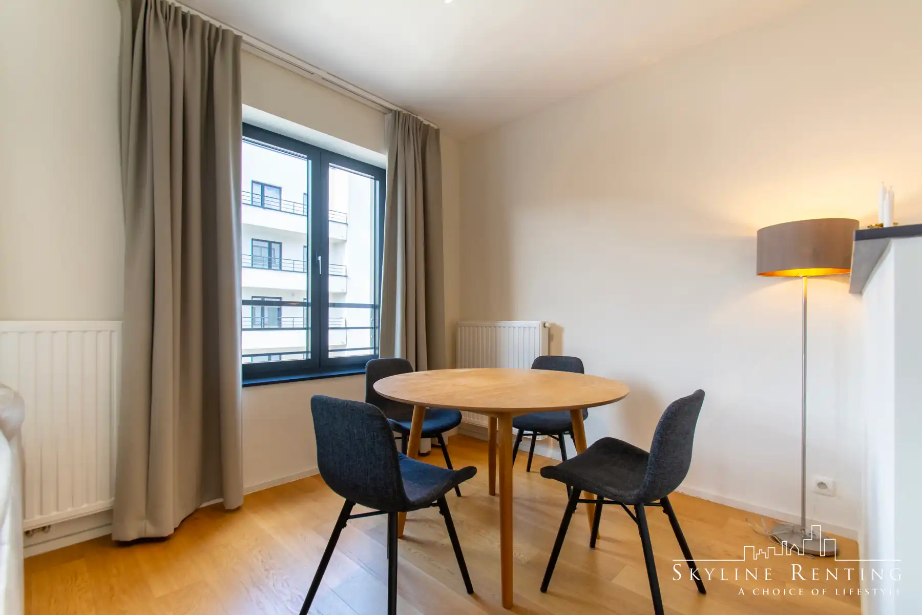 LICHTRIJK - Appartement 1 kamer met binnenplaats (NAVO area) foto 4