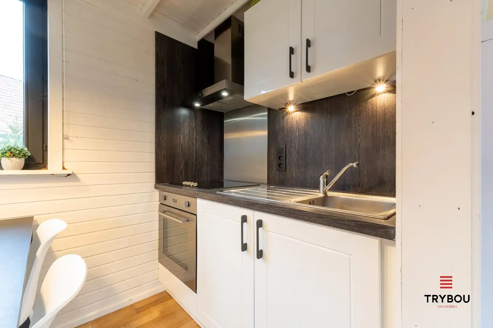 Rustig gelegen vakantiewoning in het pittoreske Lo-Reninge foto 8