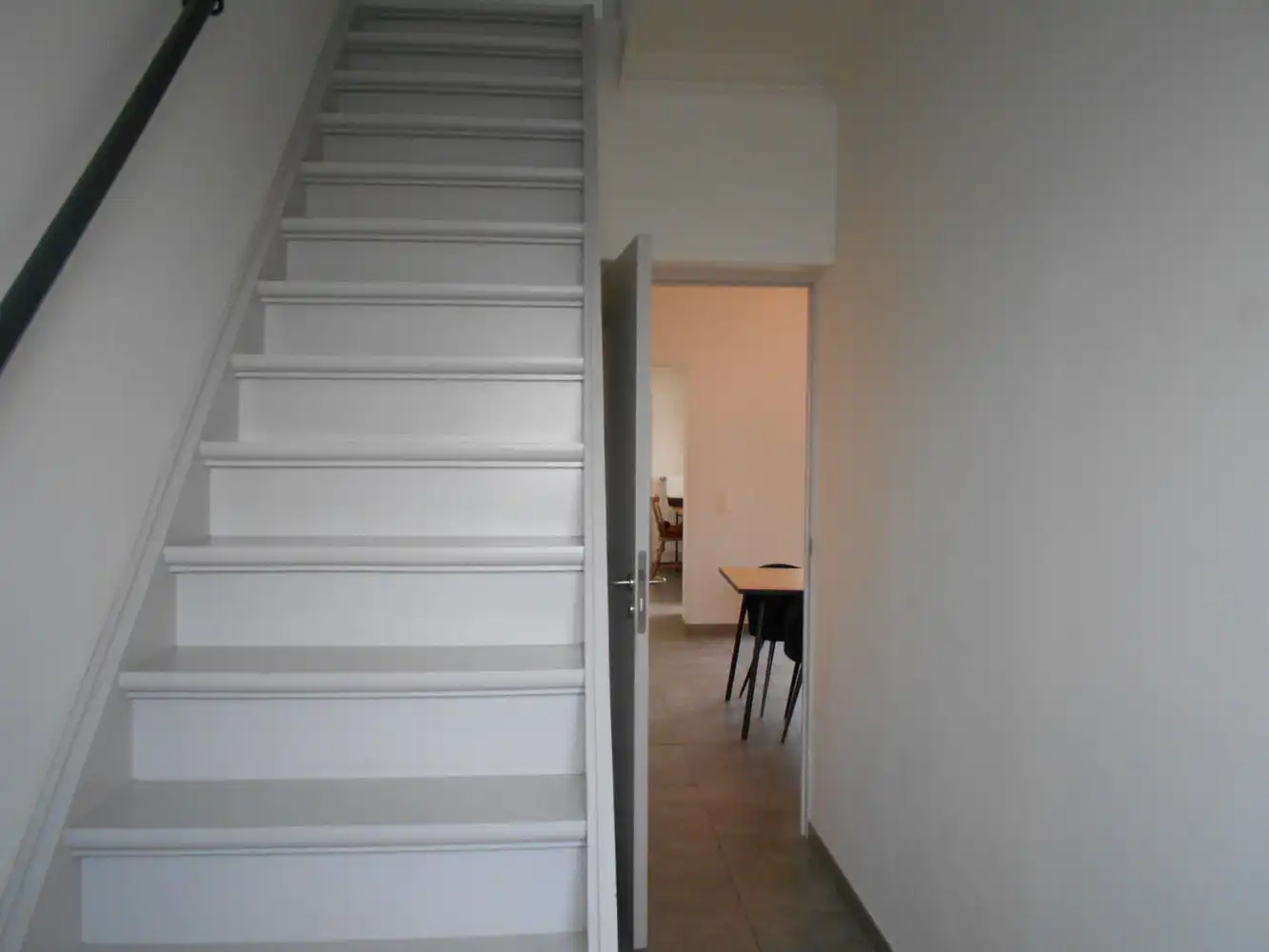 Gezinswoning, 3 slaapkamers, tuin. foto 3