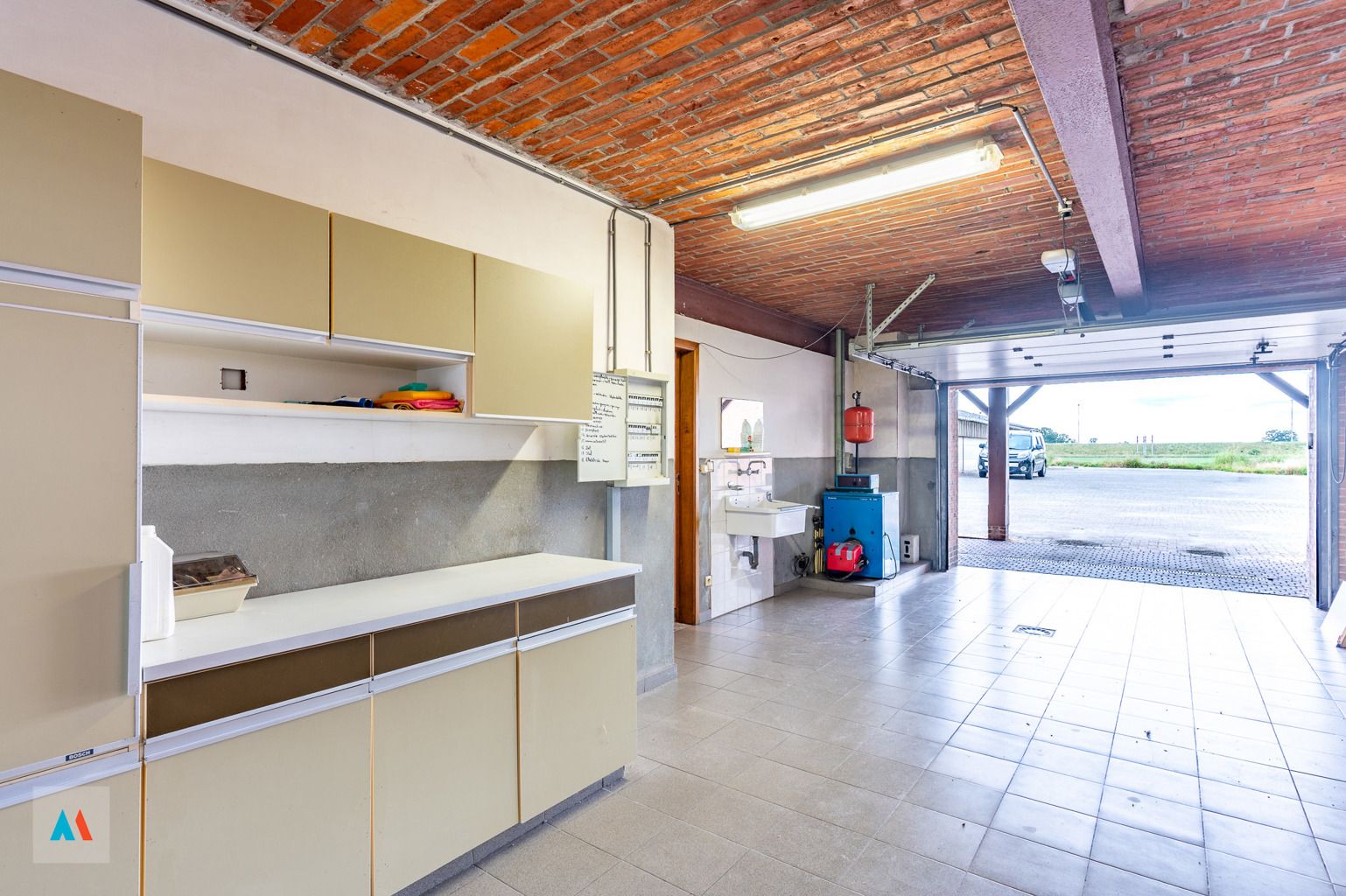 Hoeve met bijgebouwen in Loenhout foto 14