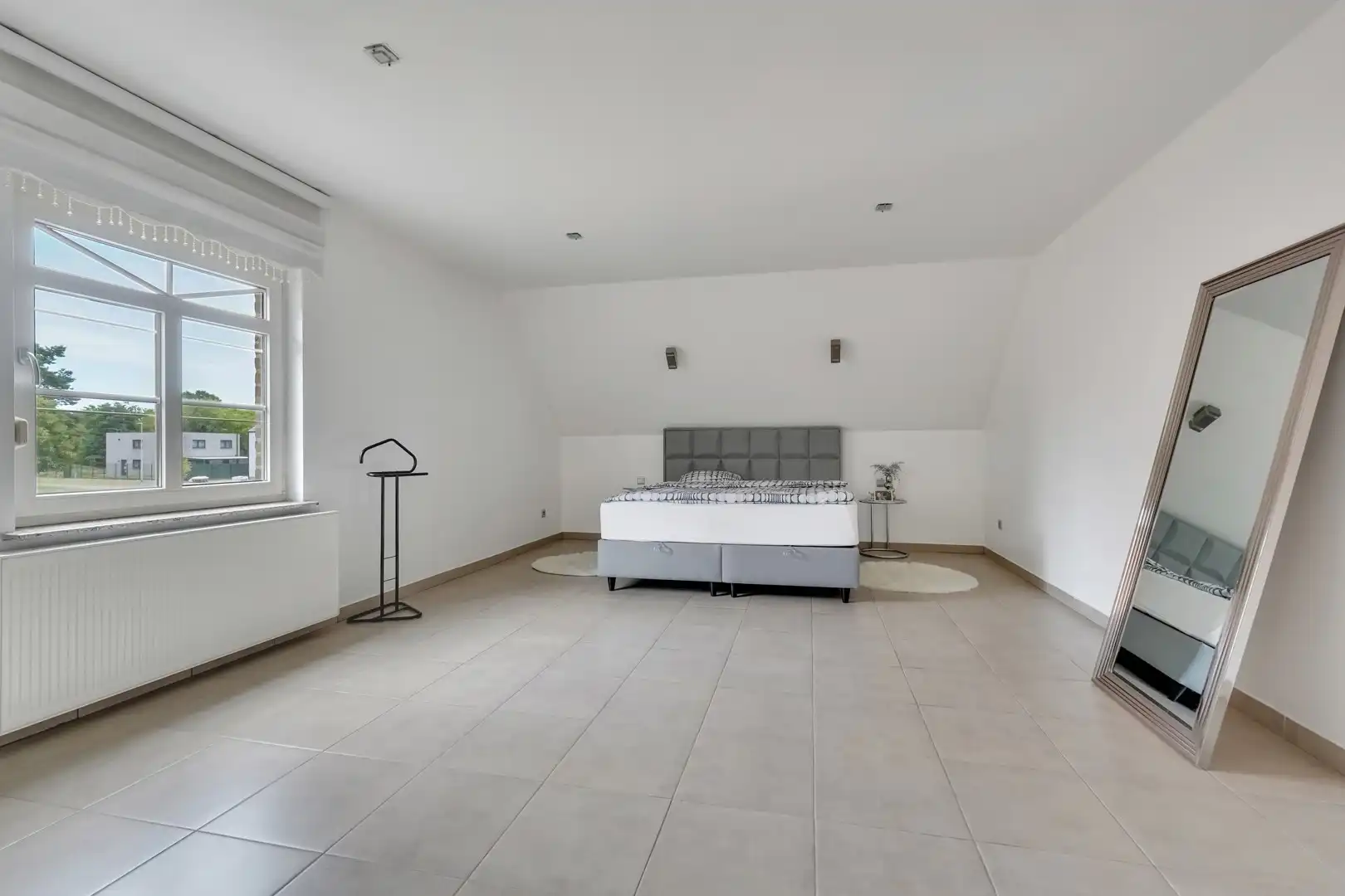 RUIME WONING MET 4+ SLPKS TE KOOP - Maasmechelen foto 13