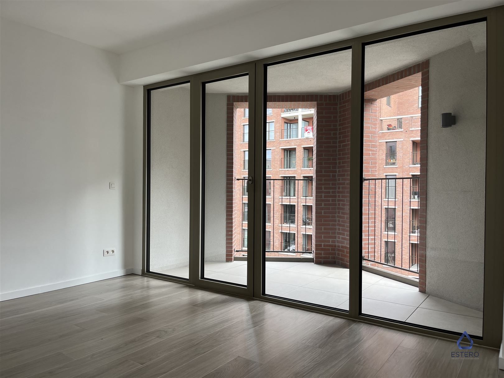 Ruim 1-Slaapkamer appartement in hartje Brussel foto 8