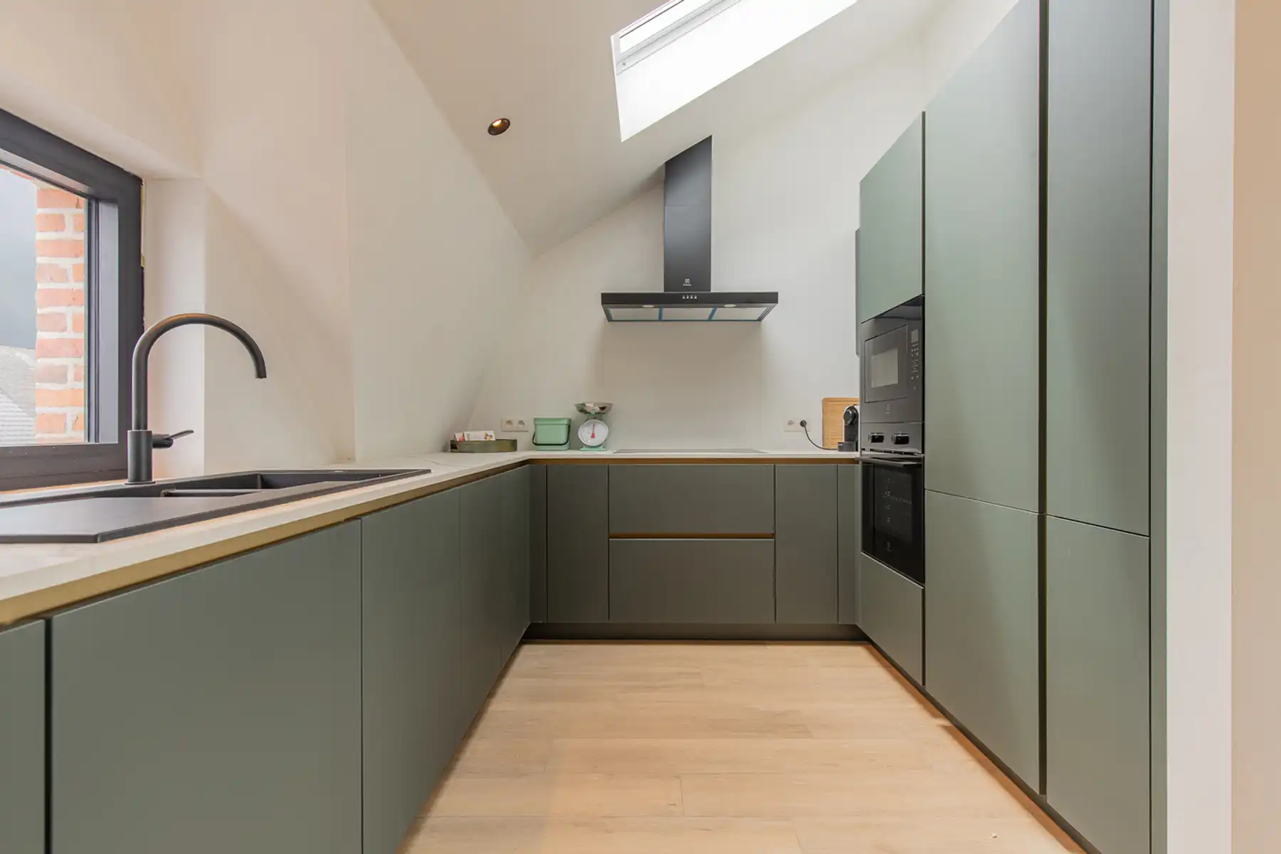 Ruime nieuwbouwwoning nabij centrum Lokeren foto 5