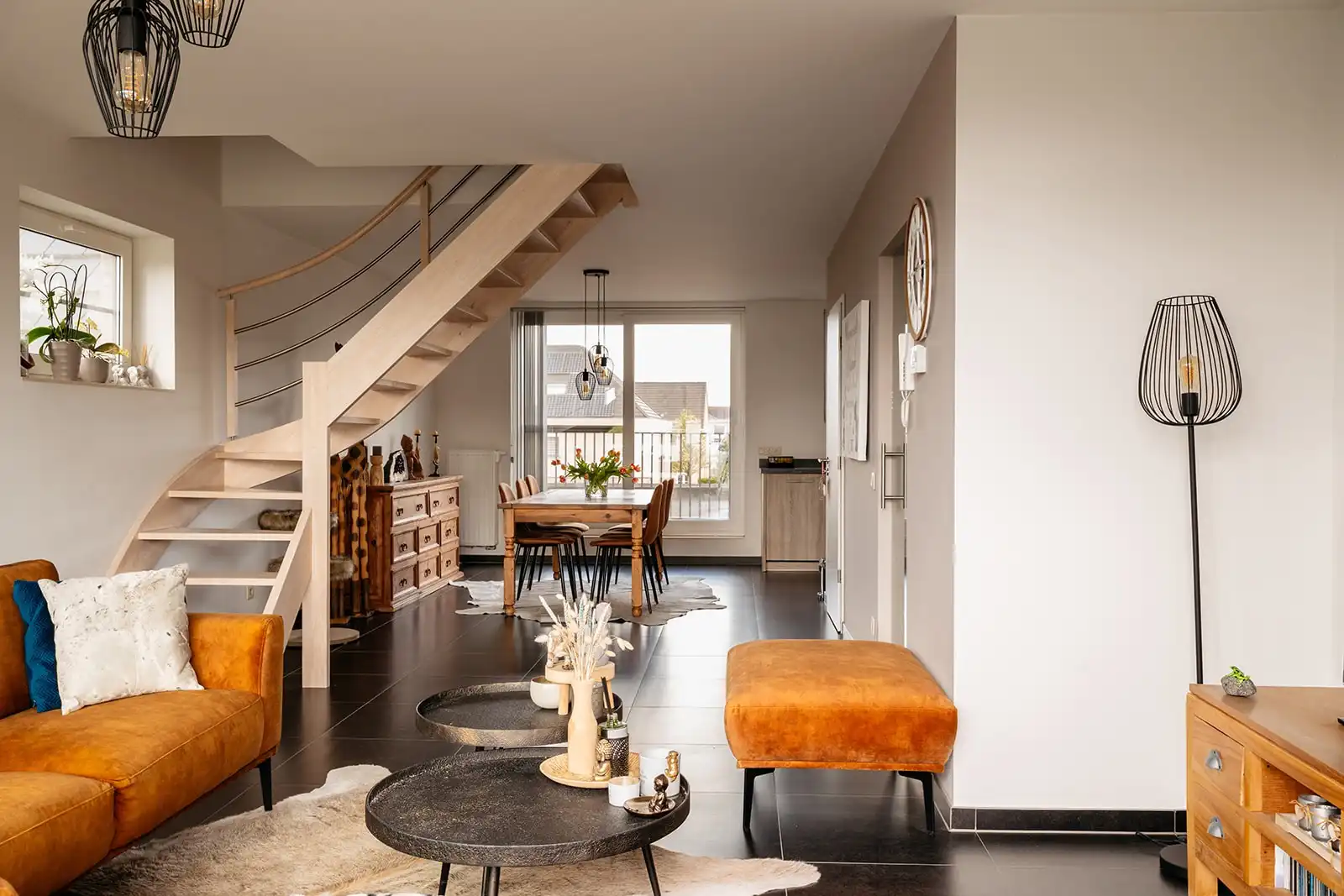 Stijlvol en lichtrijk duplexappartement met 3 slaapkamers in Evergem foto 5