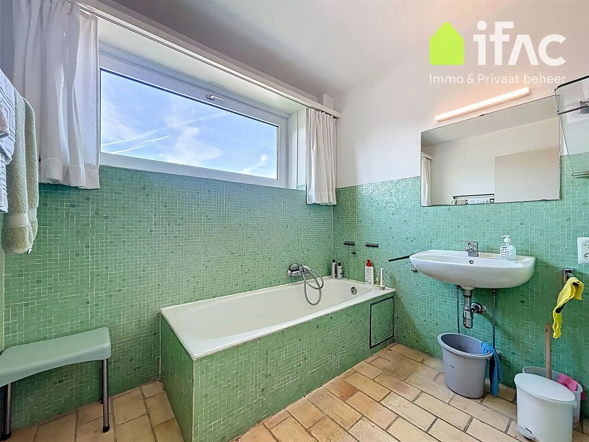 Fantastisch gelegen villa met heel veel lichtinval foto 17