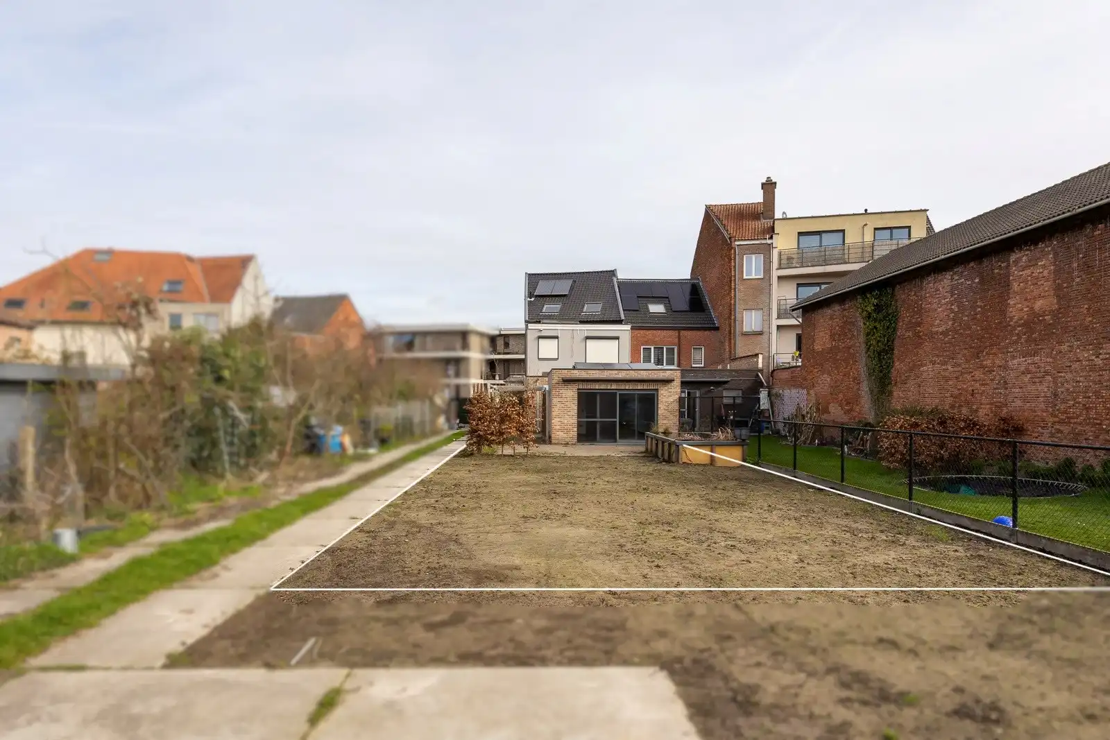 Instapklare woning te Blaasveld! foto 4