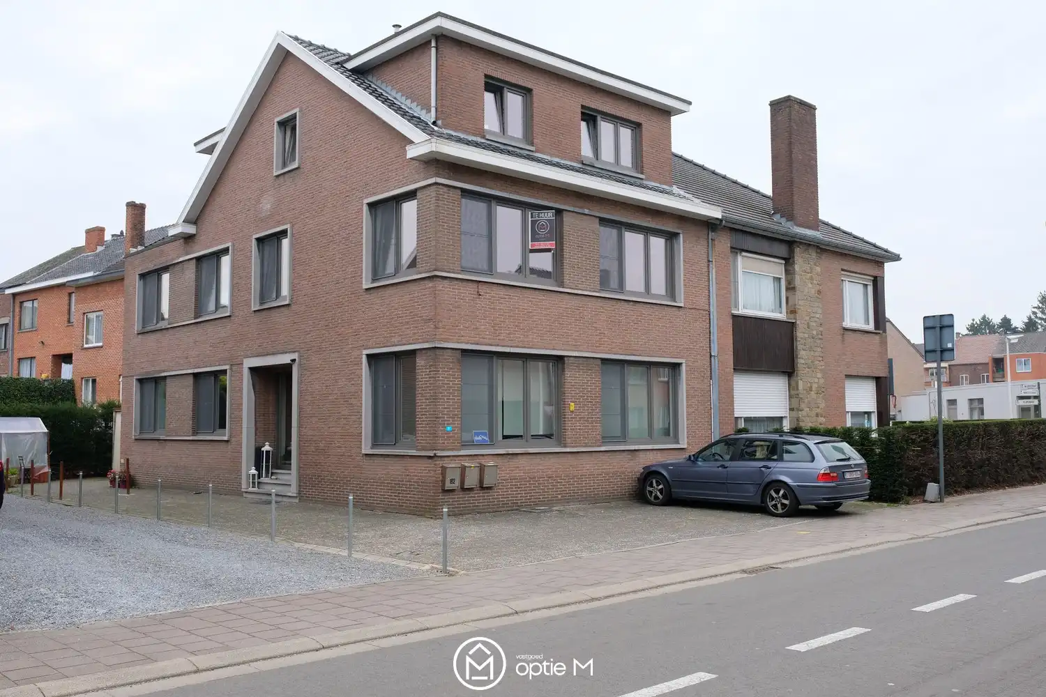 Appartement met autostandplaats in het centrum van Bilzen foto 5