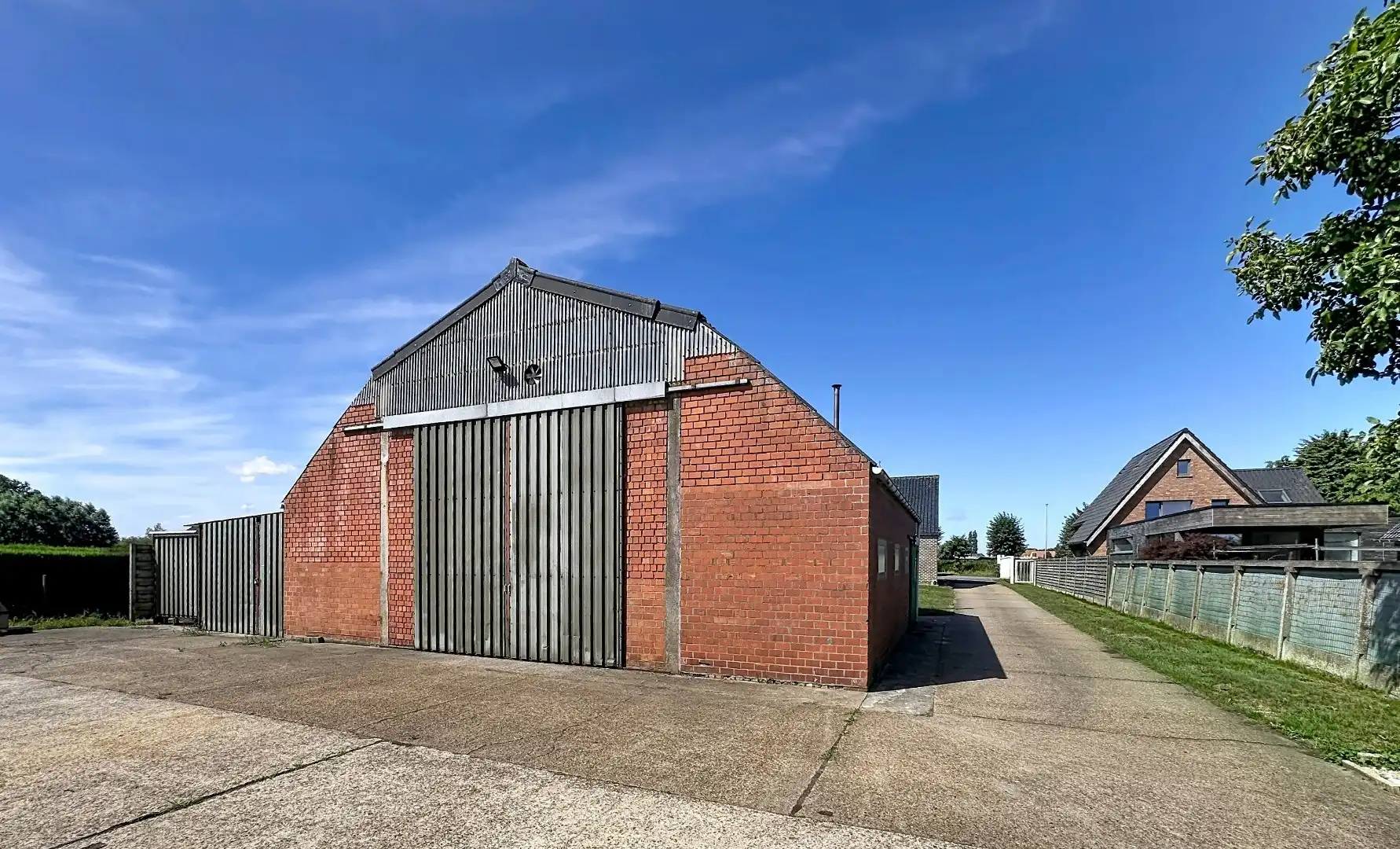 Alleenstaande woning met loods te Zerkegem  foto 33