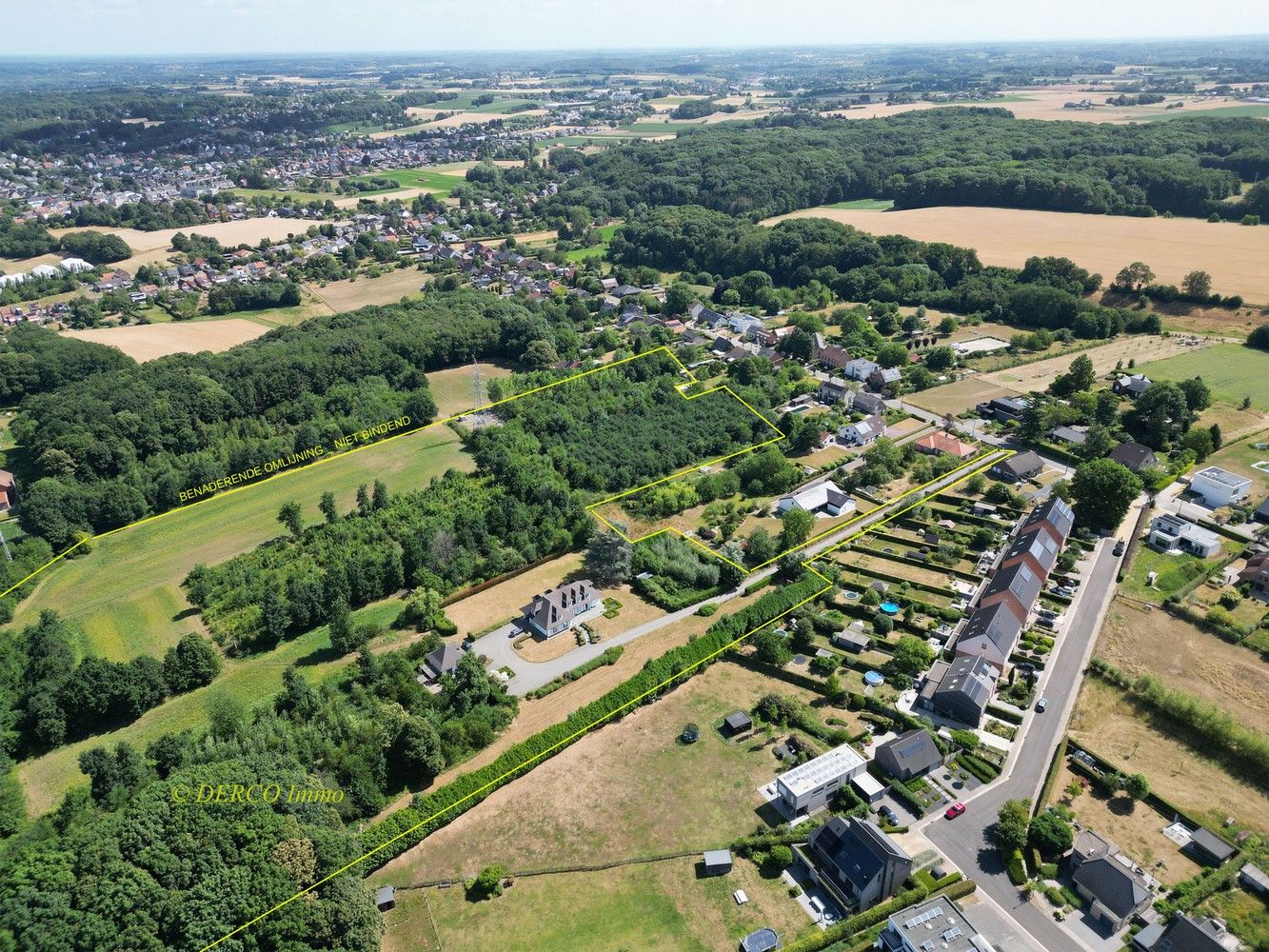 discreet achterin gelegen villa, uitzonderlijk rustig op 6,10 hectare foto 2