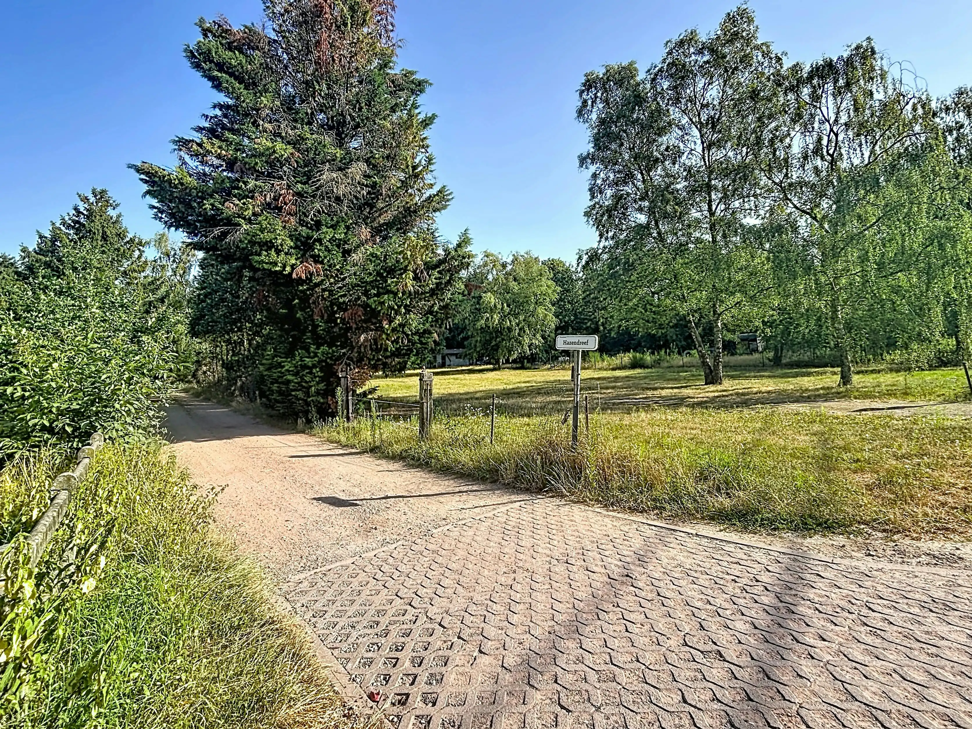 Rustig gelegen grond (ca. 1.010 m²) te koop in Wuustwezel foto 4