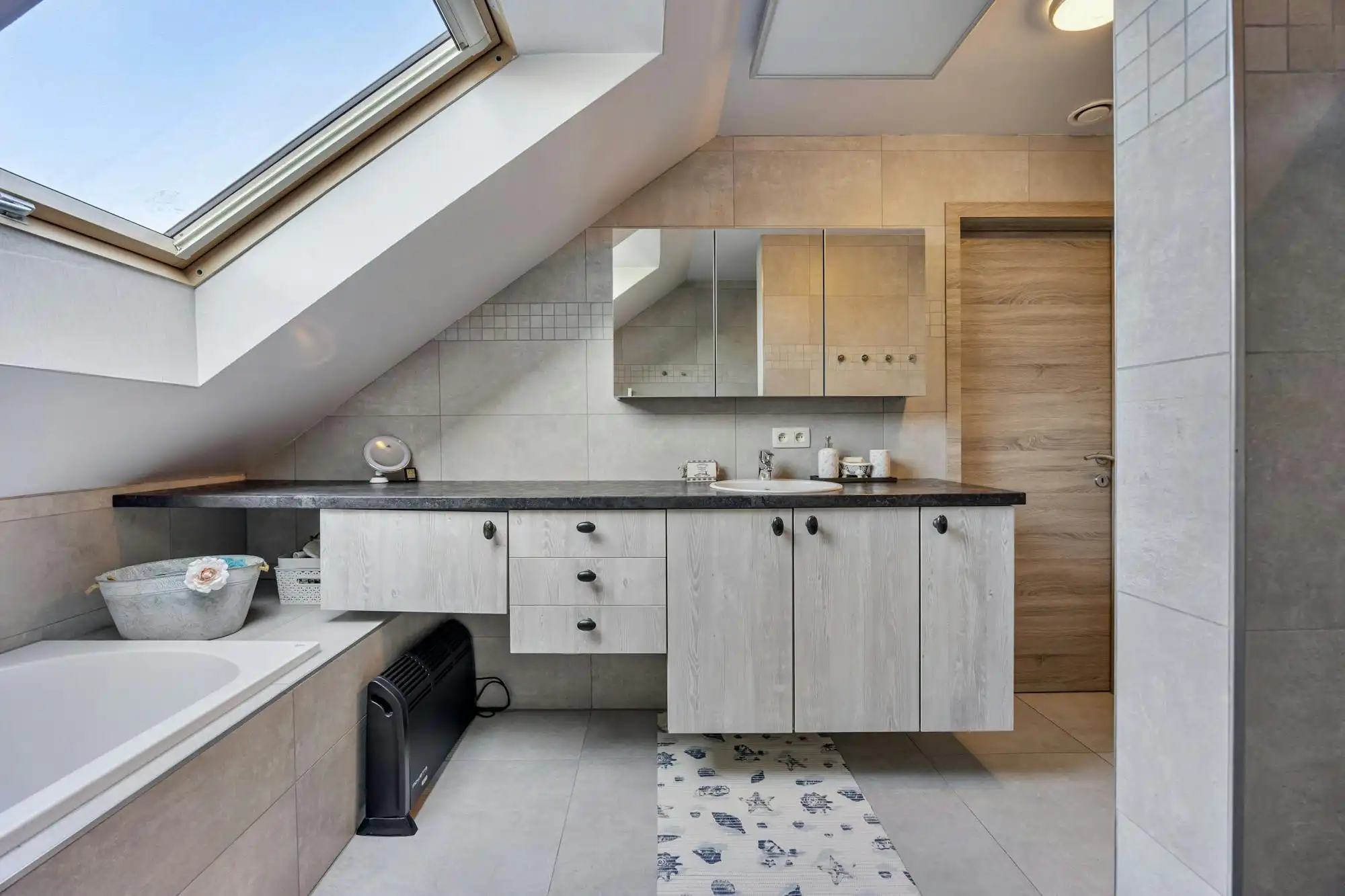 Rustig gelegen energiezuinige woning met ruime tuin foto 21