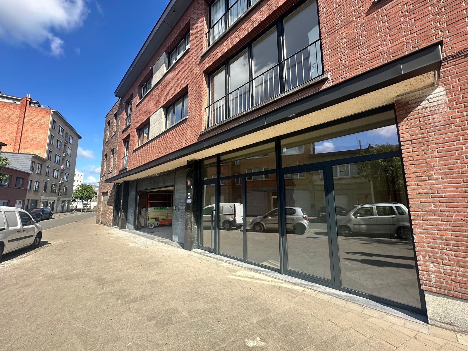 Casco handelspand 500 m² met 16m gevel – Hoboken foto 9