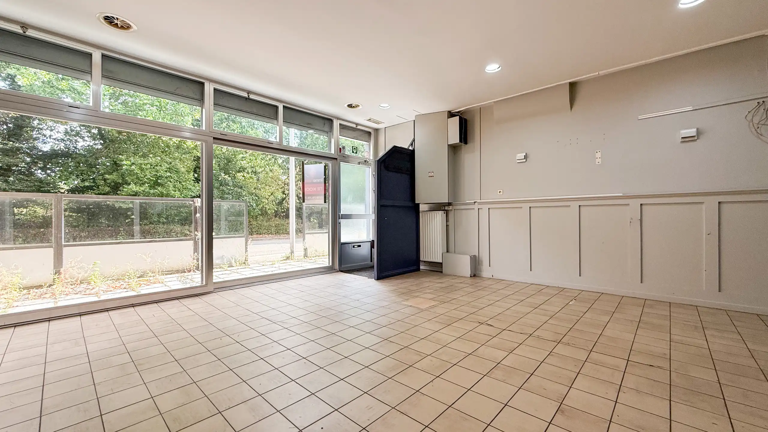 Karaktervol pand met 6 slpkms en renovatiepotentieel in HH ! foto 3