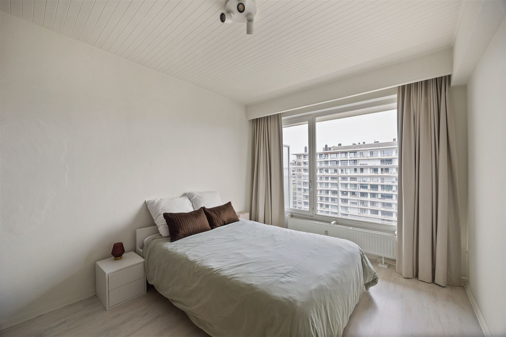 Lichtrijk Appartement met Panoramisch Uitzicht op Antwerpen foto 8