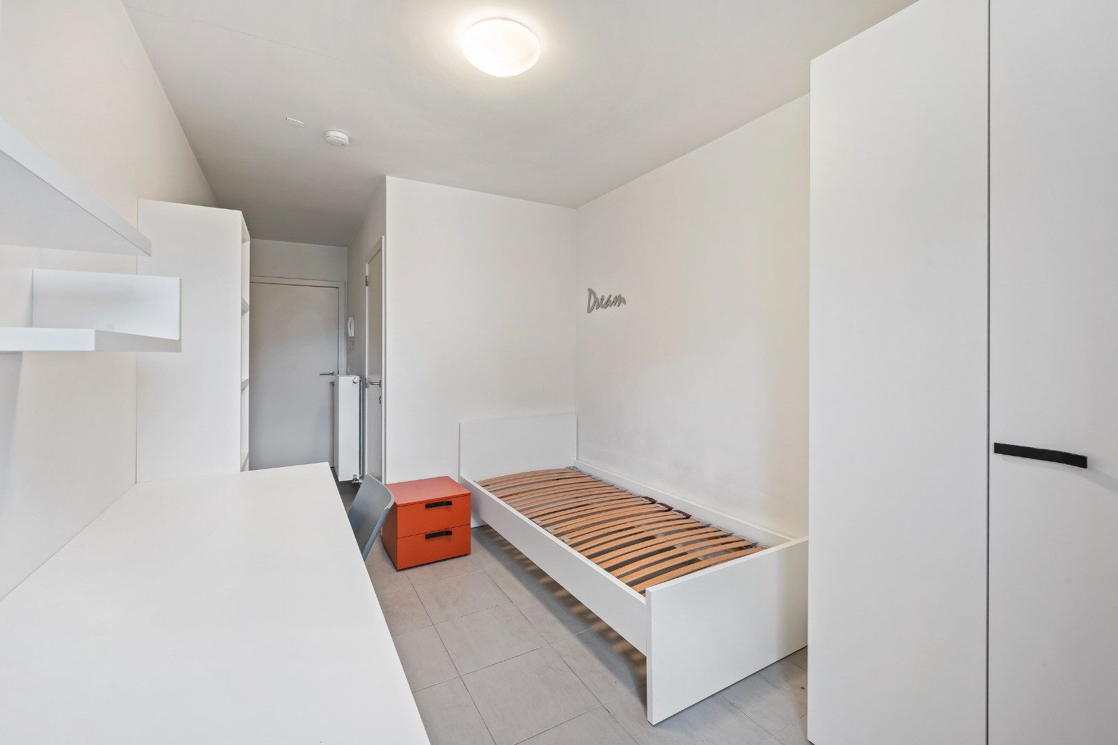 Studentenkamer met privébadkamer in Kortrijk-centrum foto 7