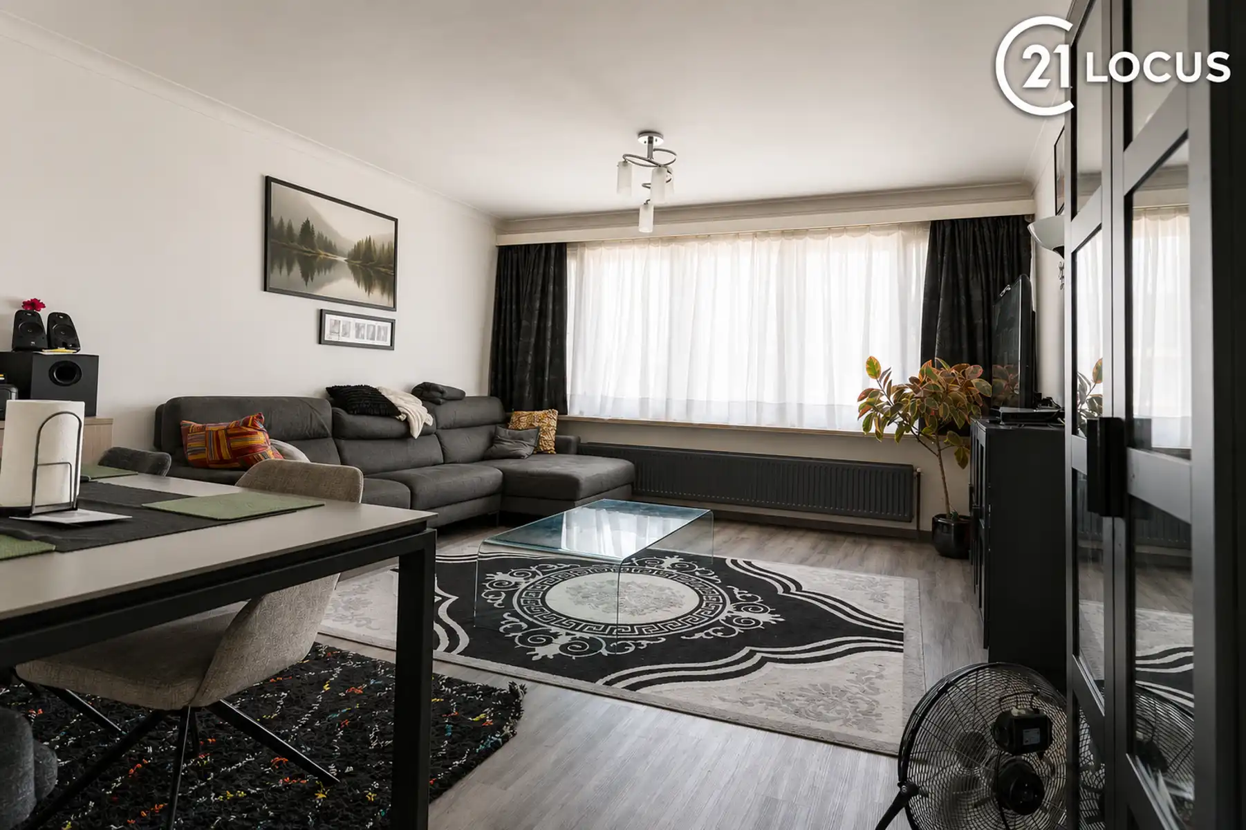 Instapklaar 2-slaapkamerappartement met zonnig terras. EPC B foto 3