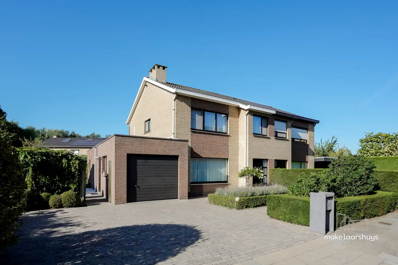Ruime Hob met 4 slp. en tuin nabij de Bourgoyen  foto {{pictureIndex}}