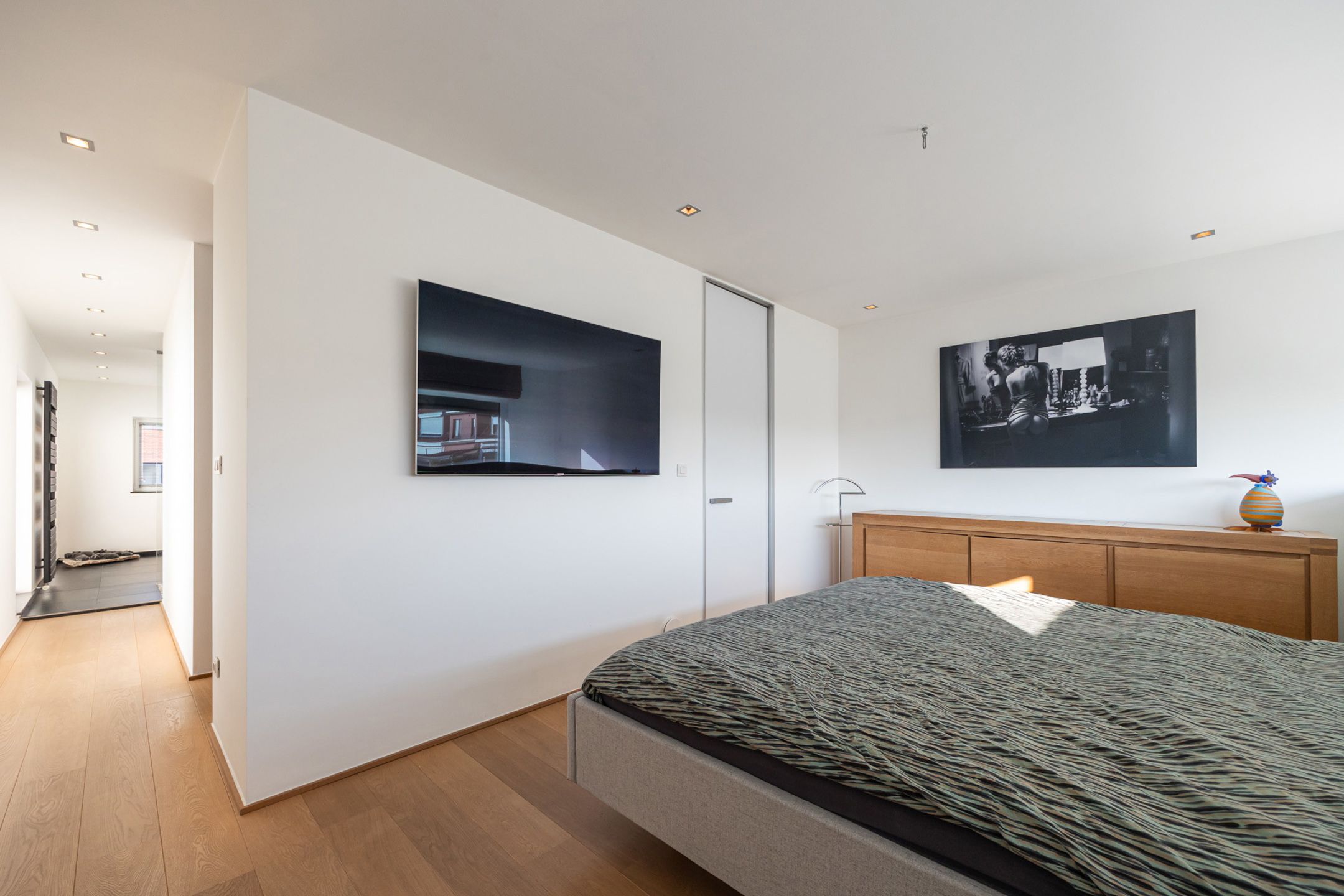 Moderne HOB met 4 slpks + kantoren en magazijnruimte  foto 18