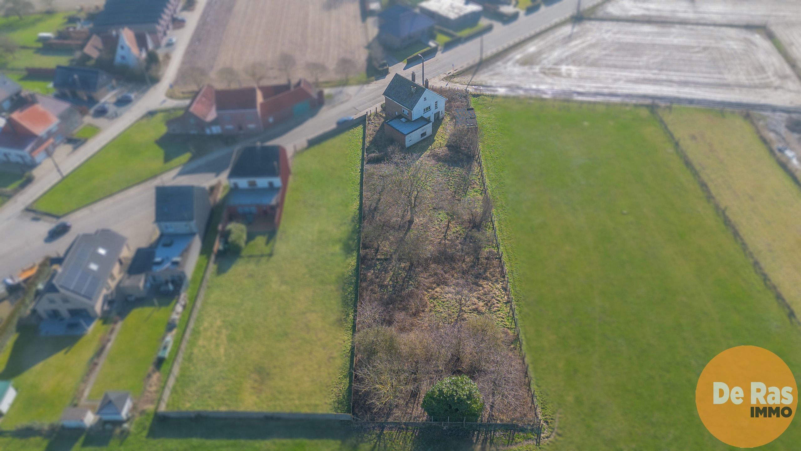 AAIGEM - Te renoveren woning met groot perceel  foto 15