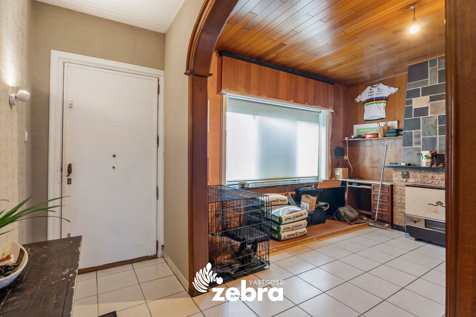 Instapklare woning met 4 slaapkamers en tuin te Oostrozebeke! foto 6
