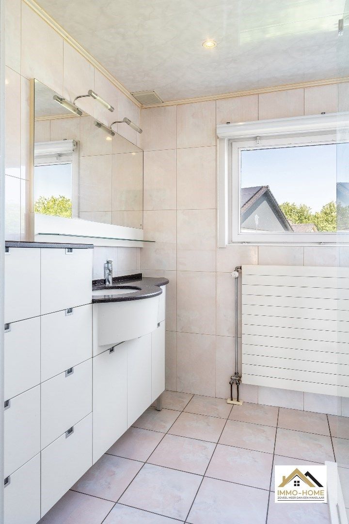 Mooie instapklare woning in rustige wijk te Evergem foto 25