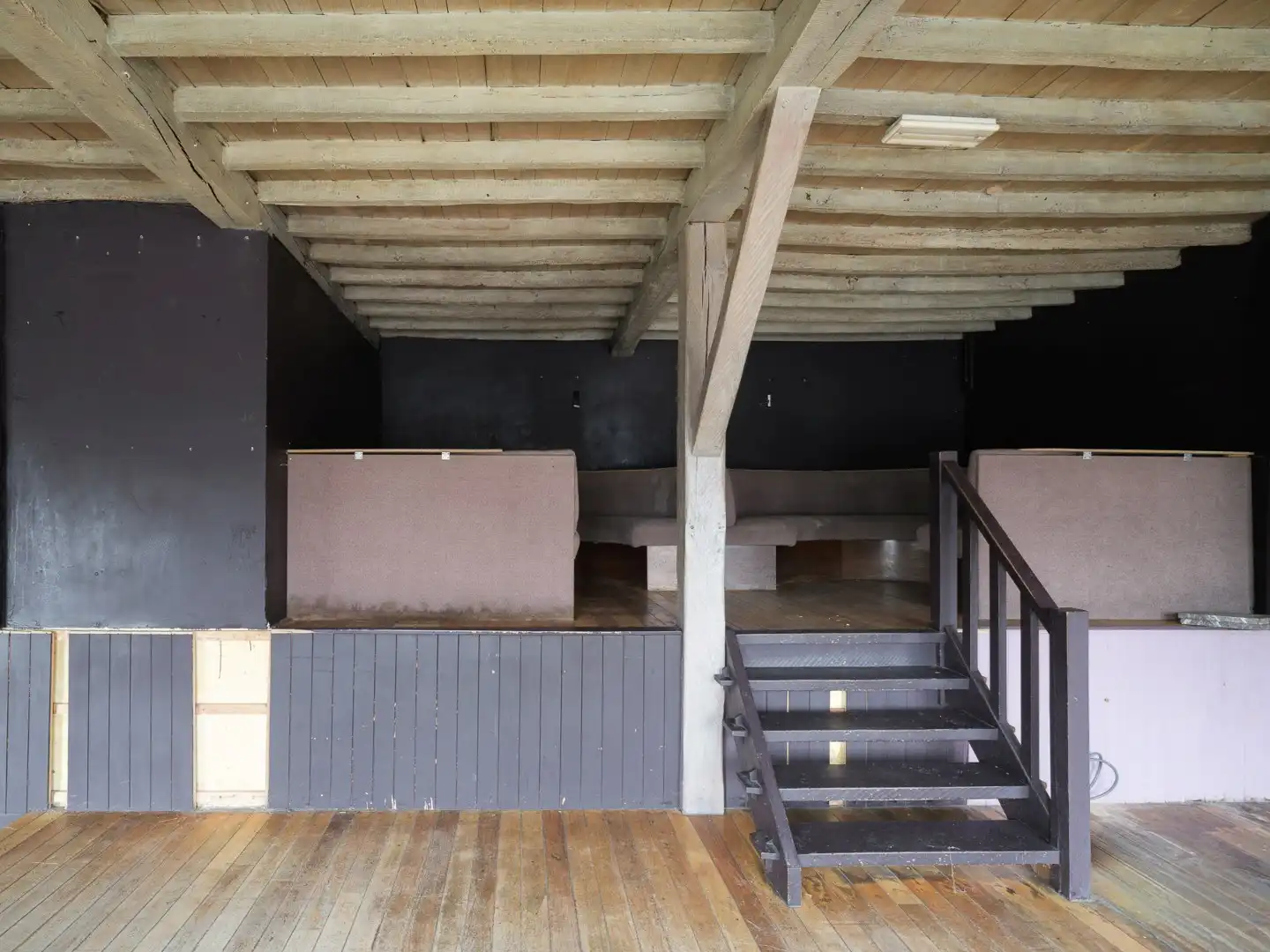 Ruime te renoveren handelszaak met feestzaal en woonmogelijkheid in Nazareth foto 5