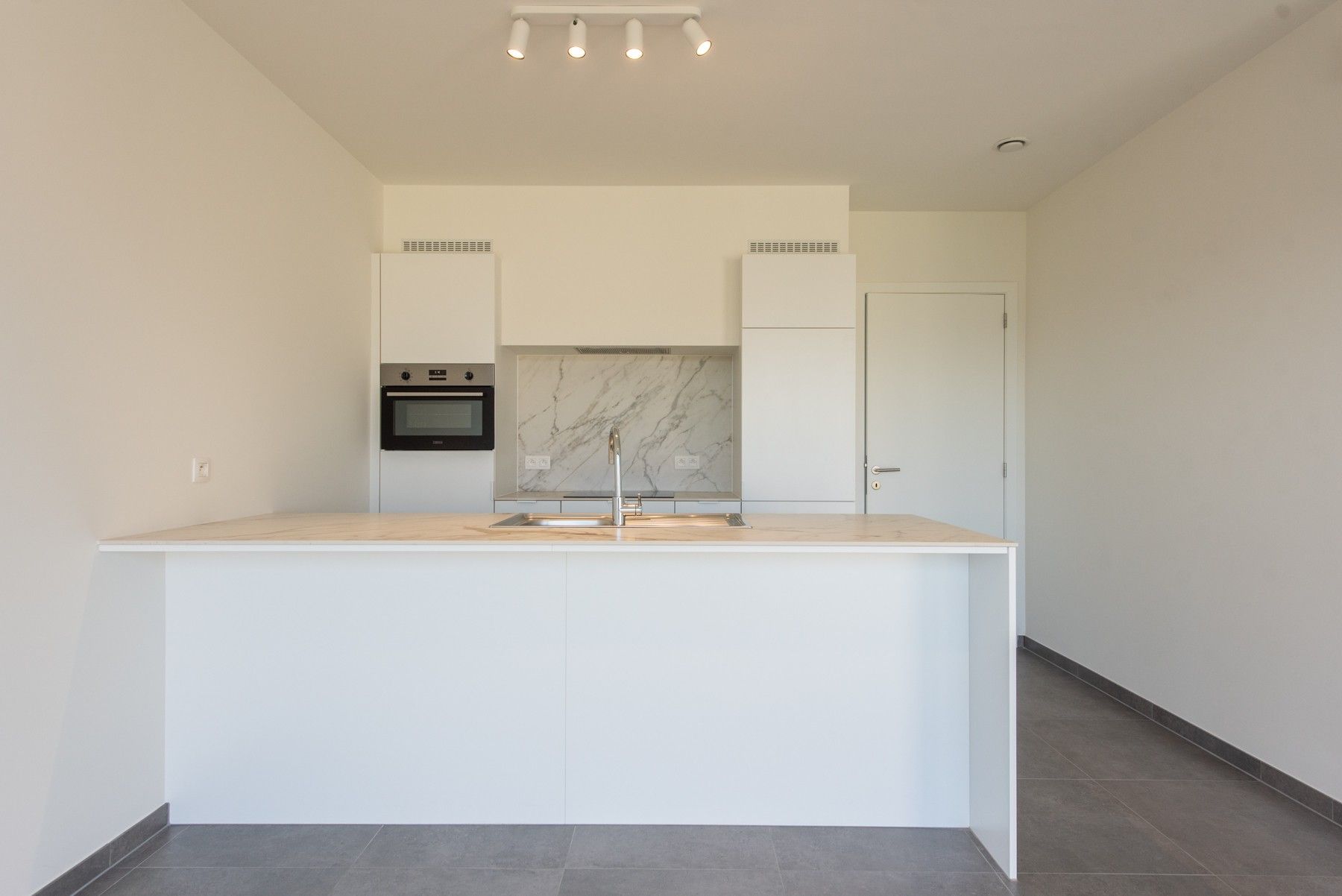 MODERNE NIEUWBOUWWONING OP TOPLOCATIE IN KORTESSEM foto 42