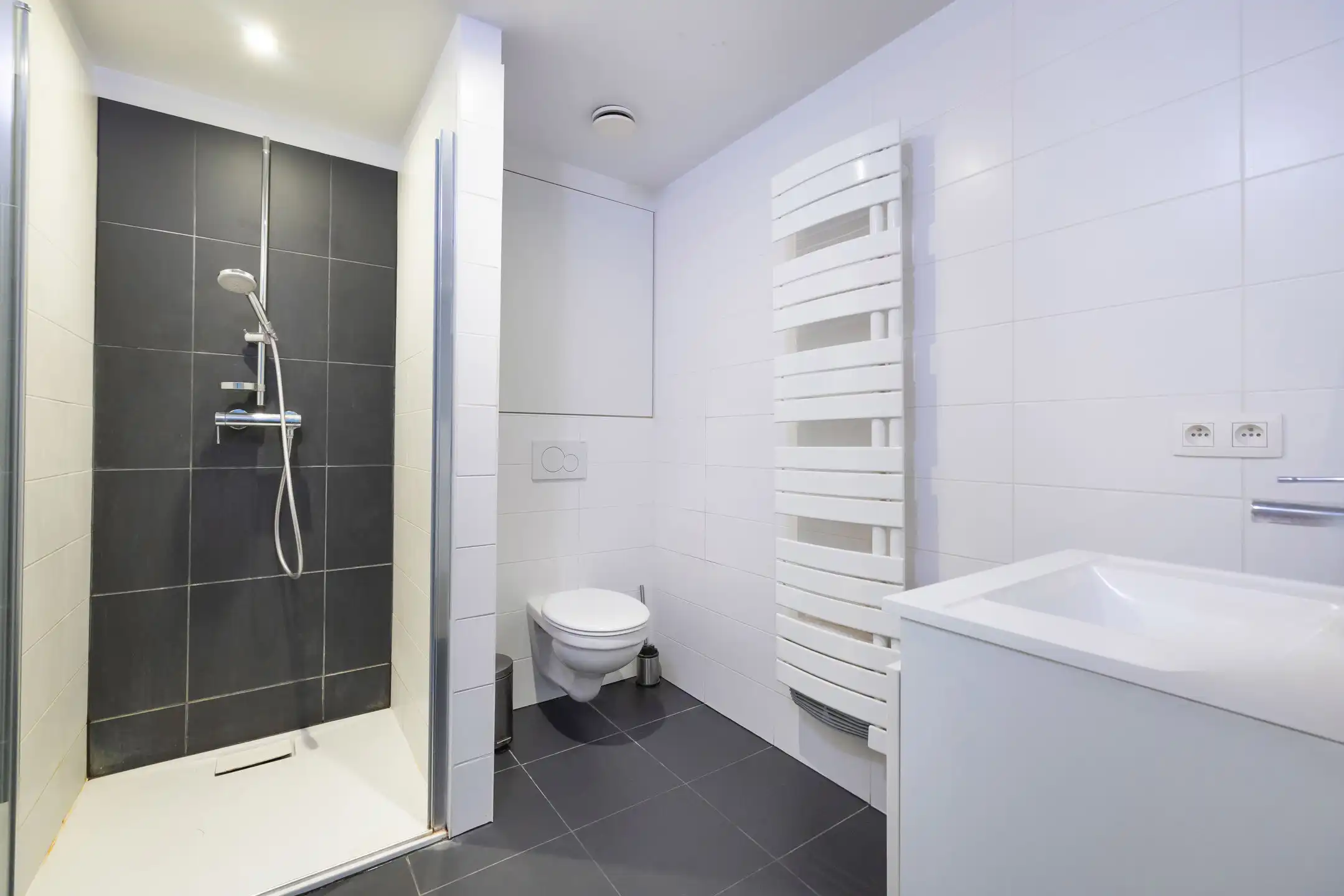 Nieuwe studio in de Europese wijk! foto 5