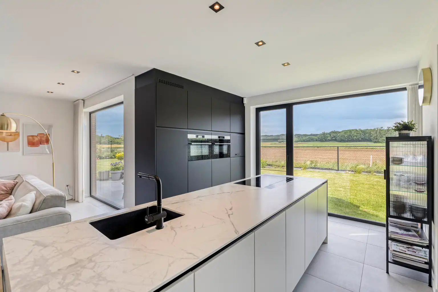 INSTAPKLARE ENERGIEZUINIGE WONING OP EEN RUSTIGE LOCATIE foto 10