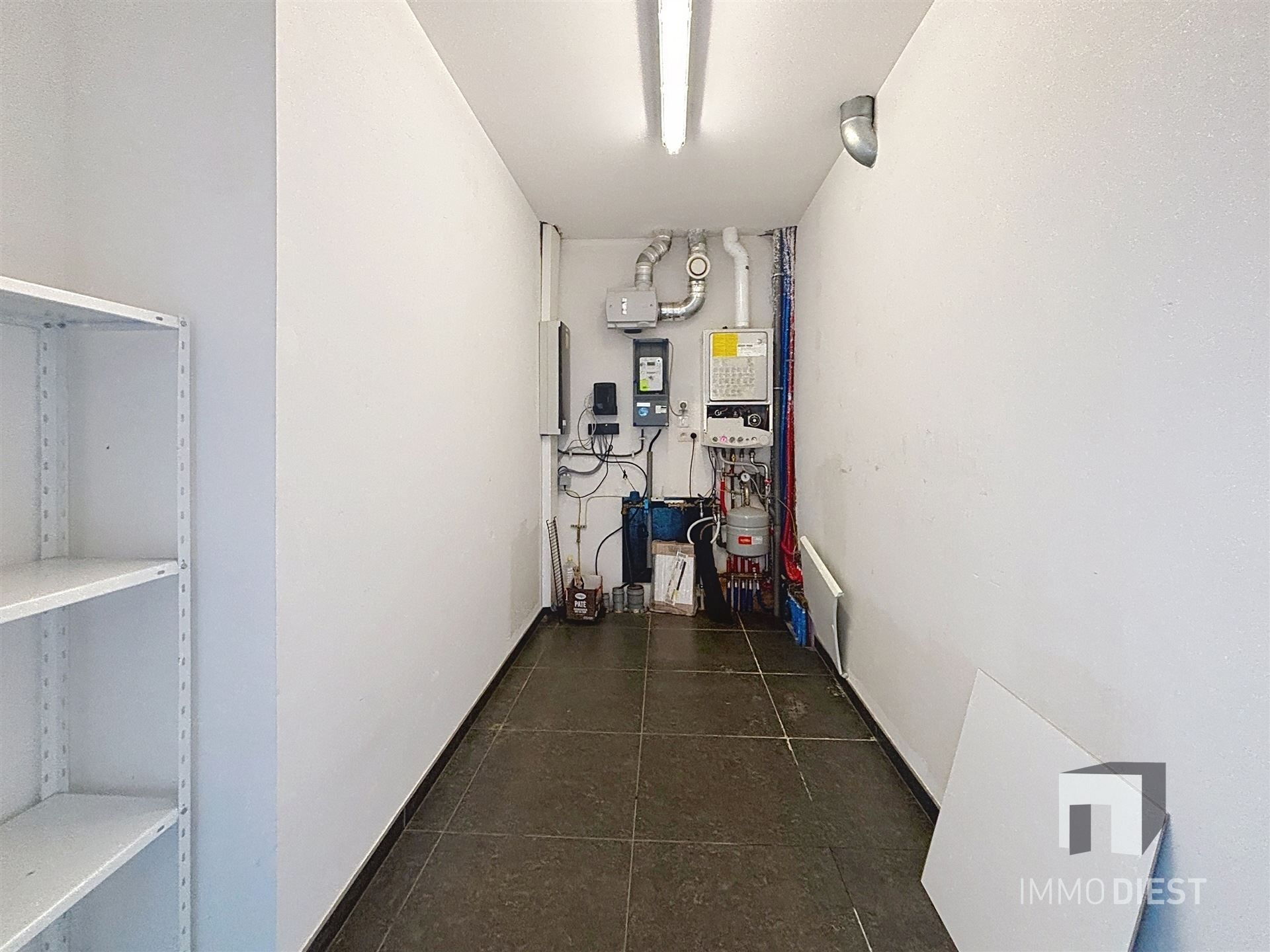 Gezingswoning met 3 slaapkamers en tuintje foto 9