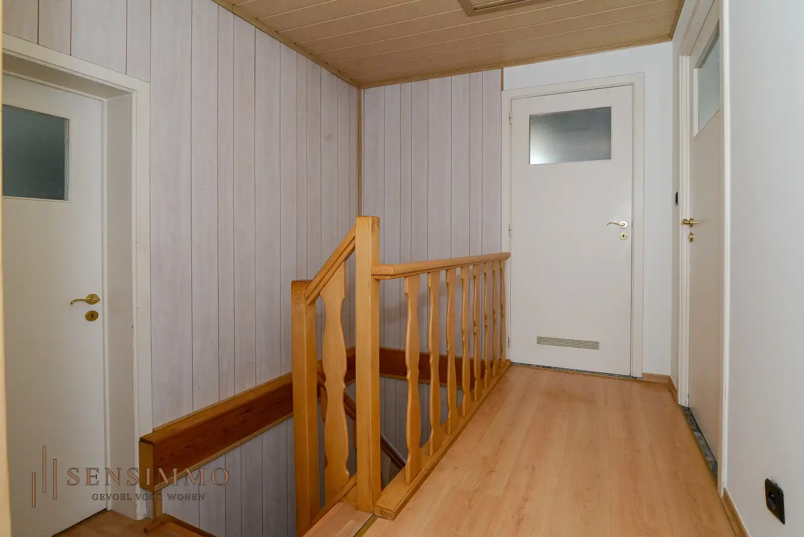 Halfopen woning met 4 slaapkamers foto 13