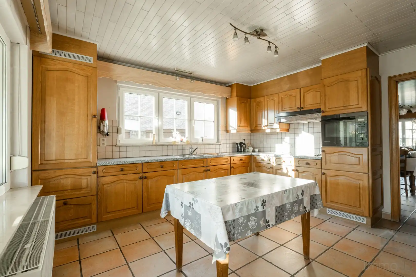 Bungalow met centrale ligging te Lindelhoeven foto 4