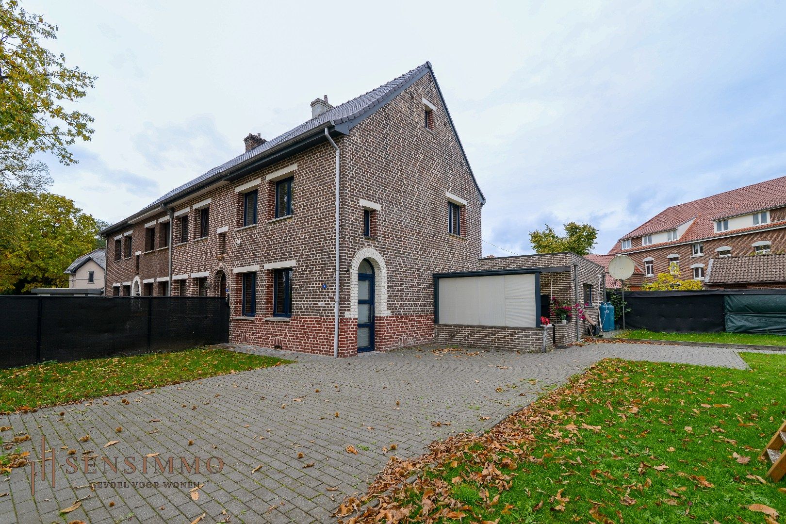 Hoofdfoto van de publicatie: Halfopen woning met 3 slaapkamers en ruime tuin
