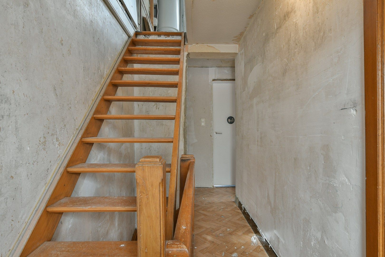 Te renoveren woning in het centrum van Veldegem foto 10