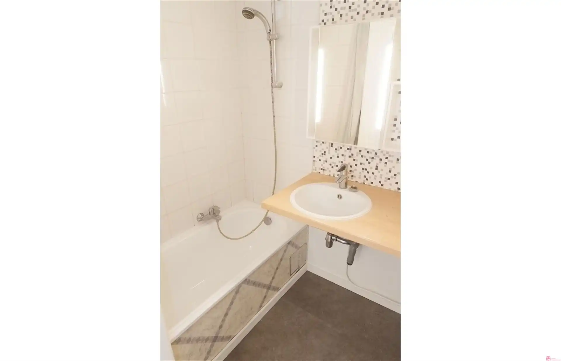 Appartement met garage foto 7