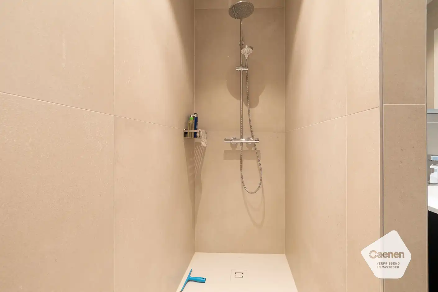 Luxe-appartement op wandelafstand van zeedijk en duinen foto 13